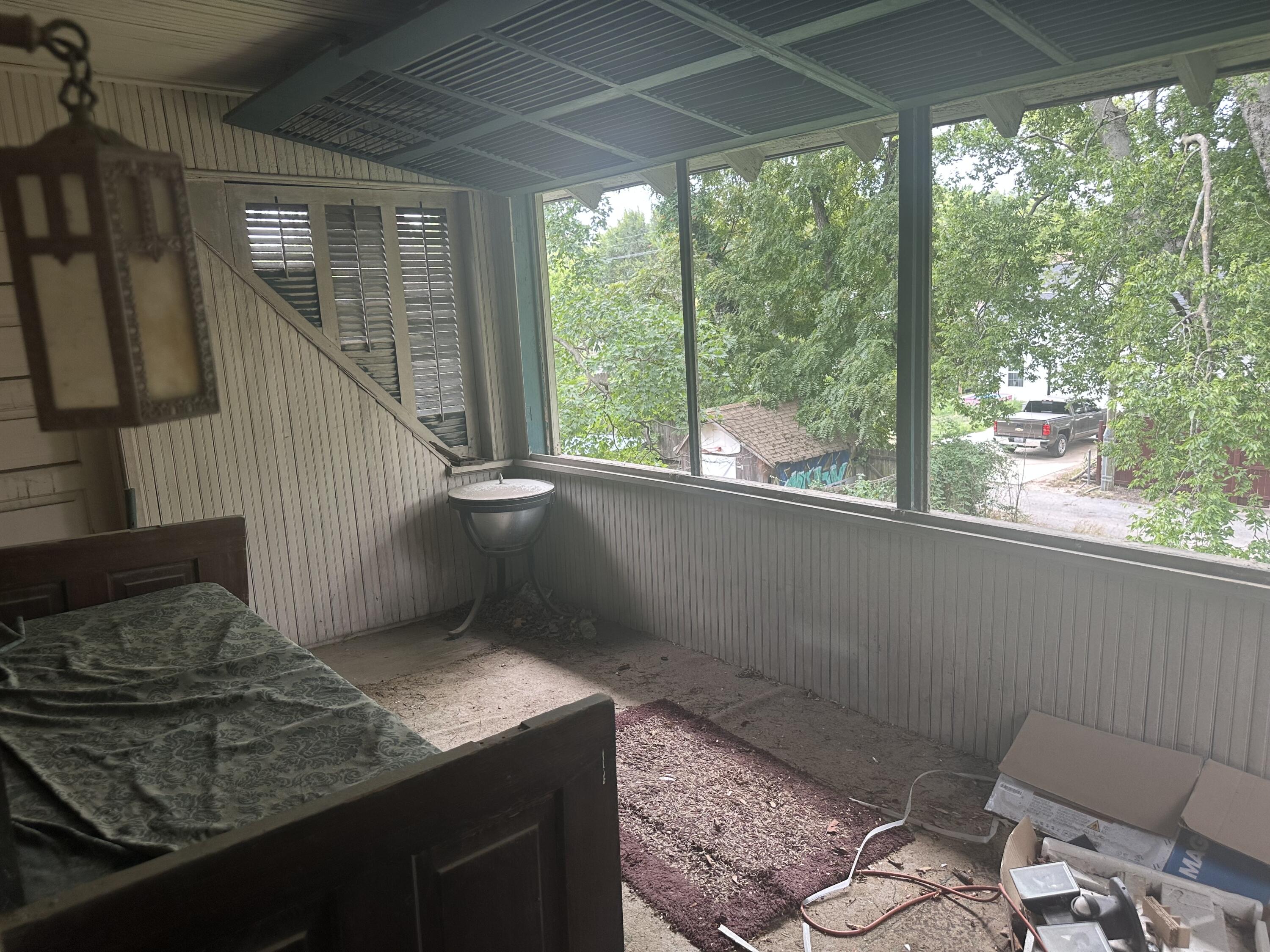 416 North Moffet Avenue Property Photo 12