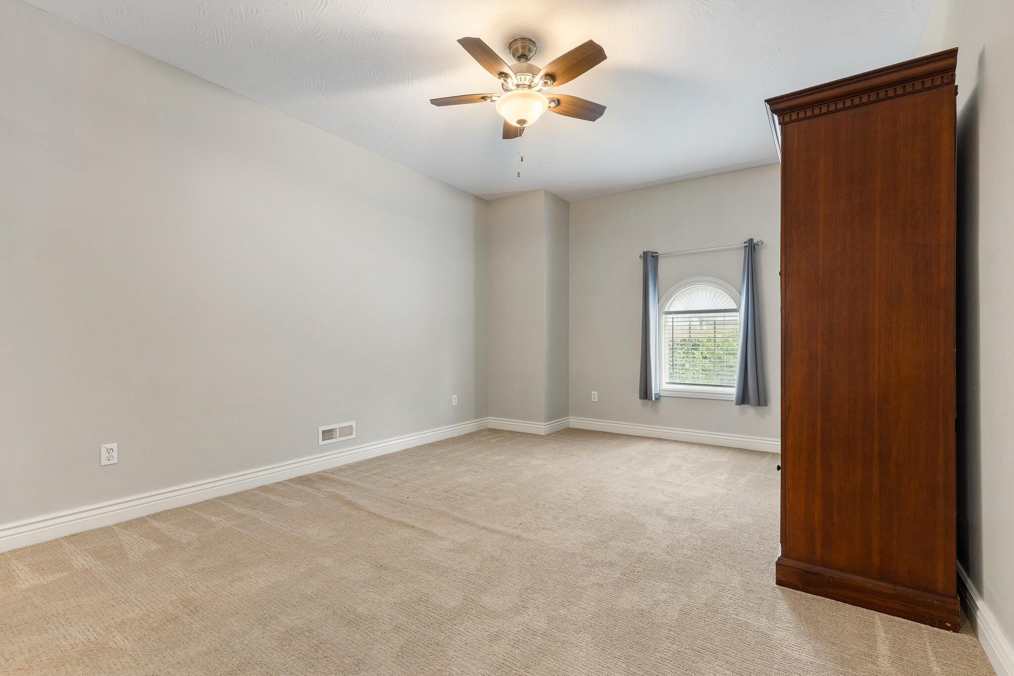 130 Lugano Lane Property Photo 18