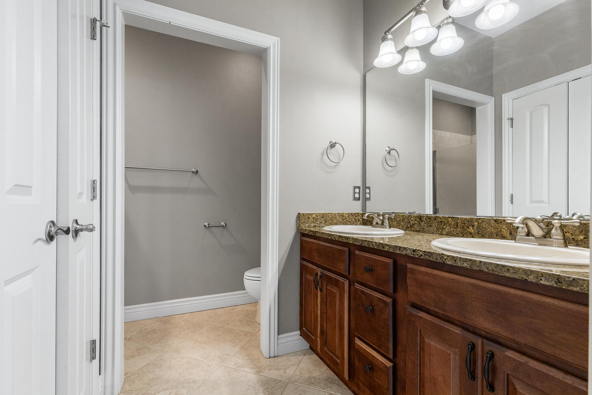 130 Lugano Lane Property Photo 20