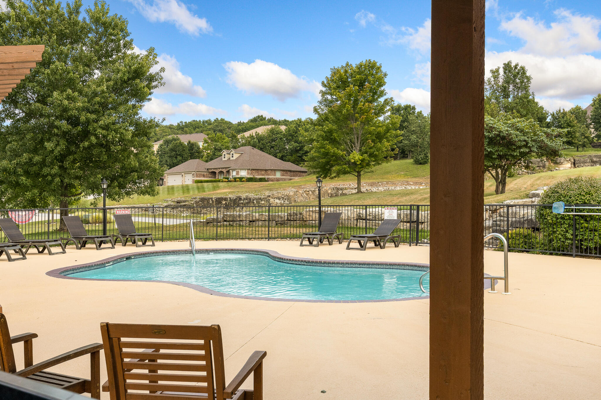 130 Lugano Lane Property Photo 32