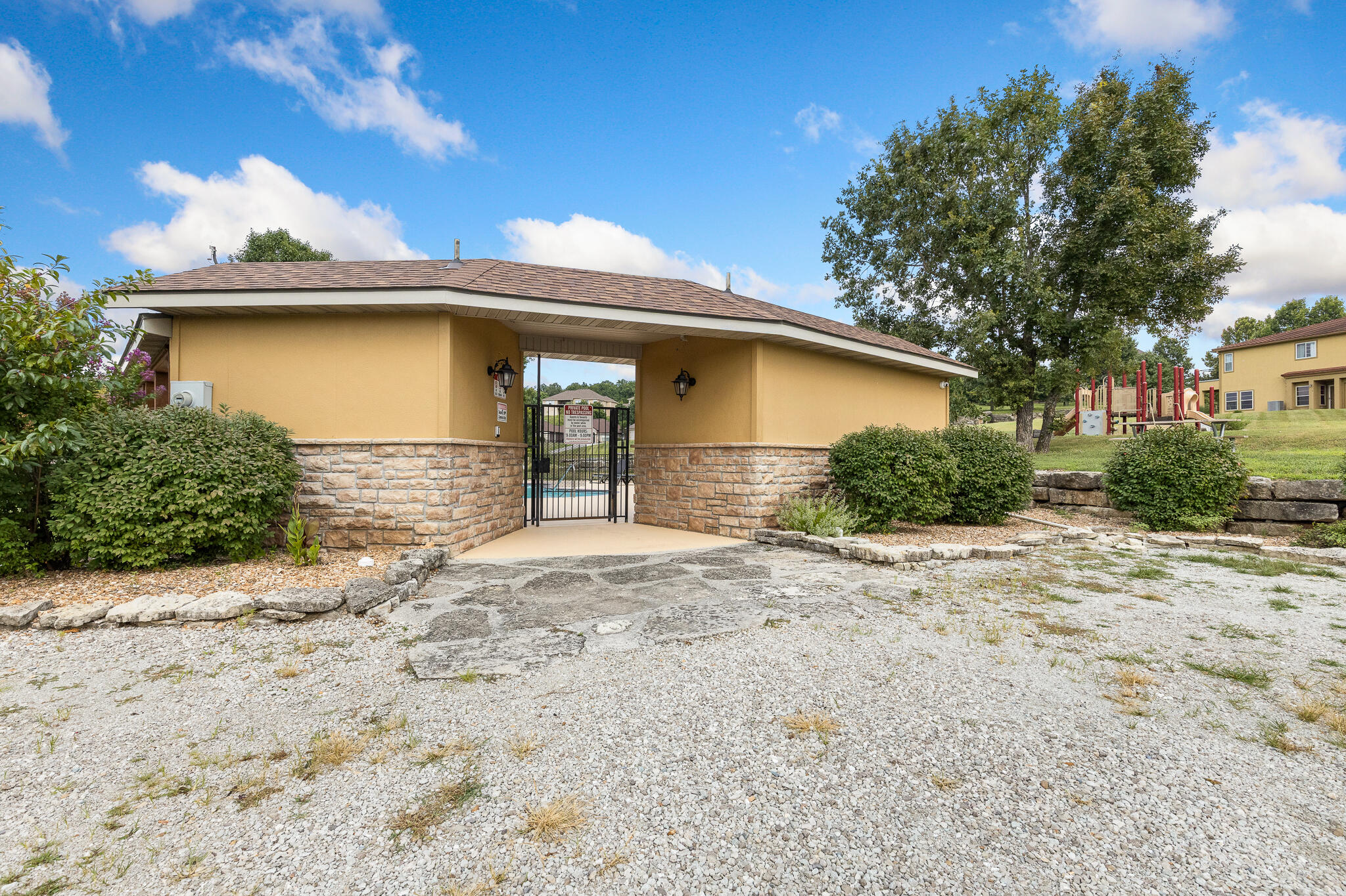 130 Lugano Lane Property Photo 41