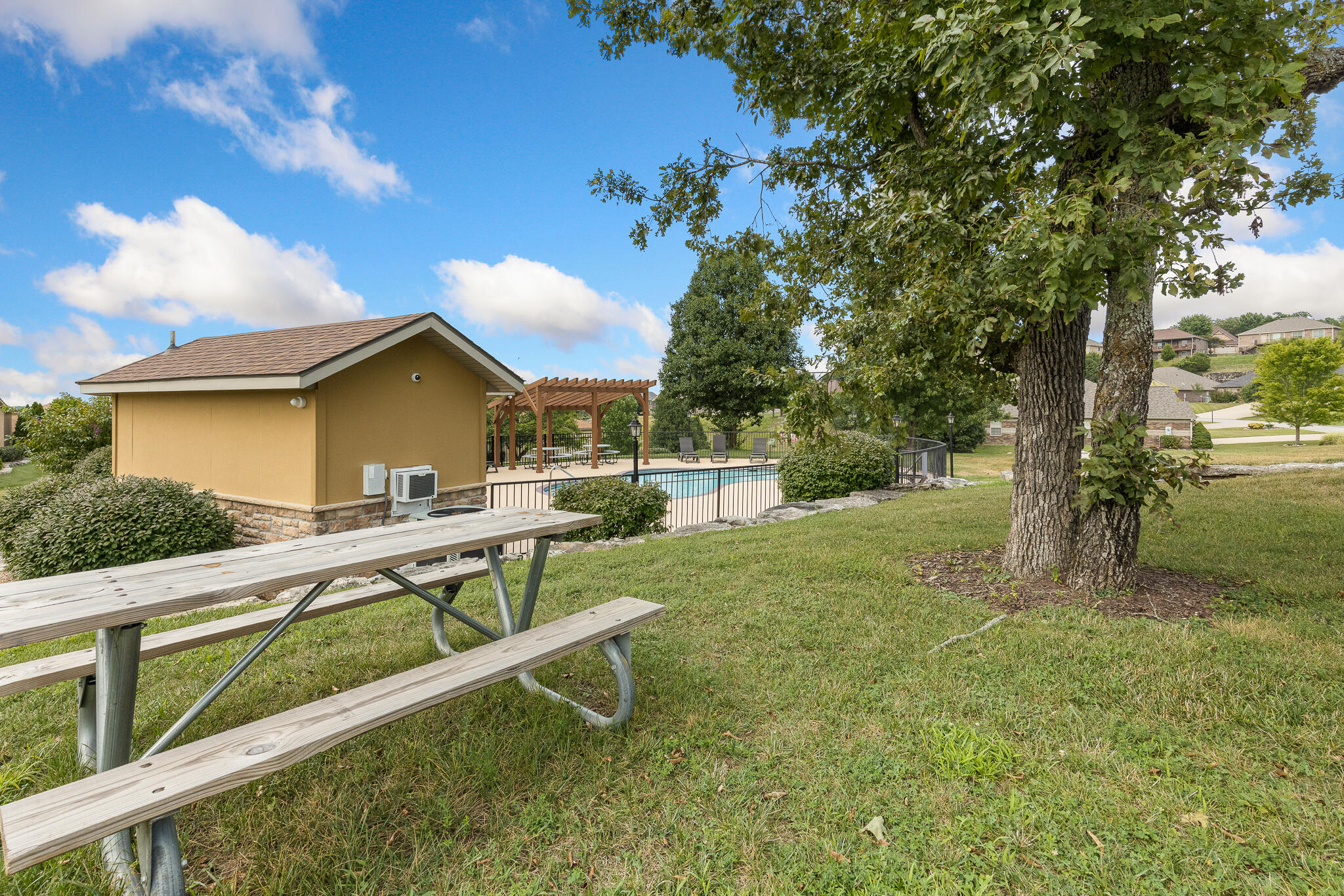 130 Lugano Lane Property Photo 42