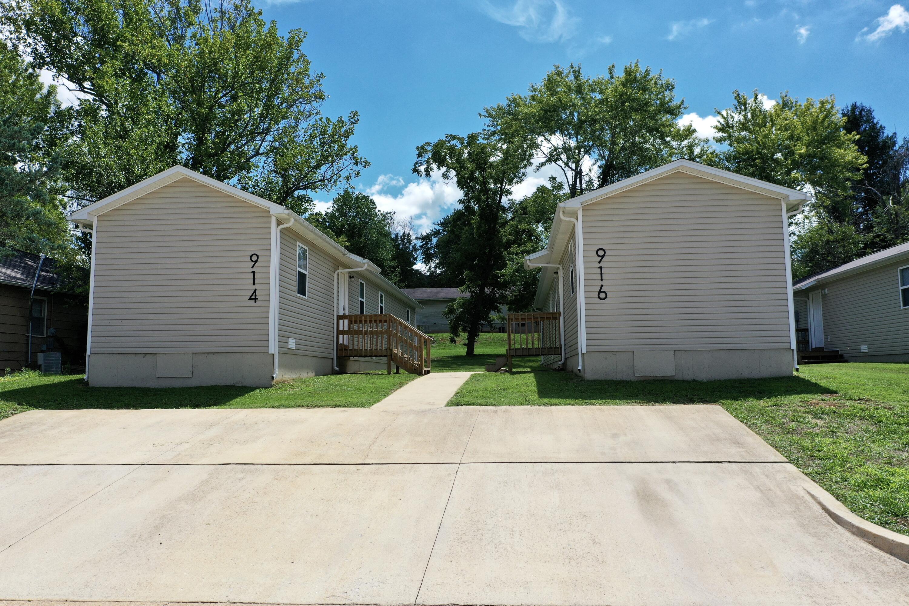 914 Renfrow Avenue Property Photo 14