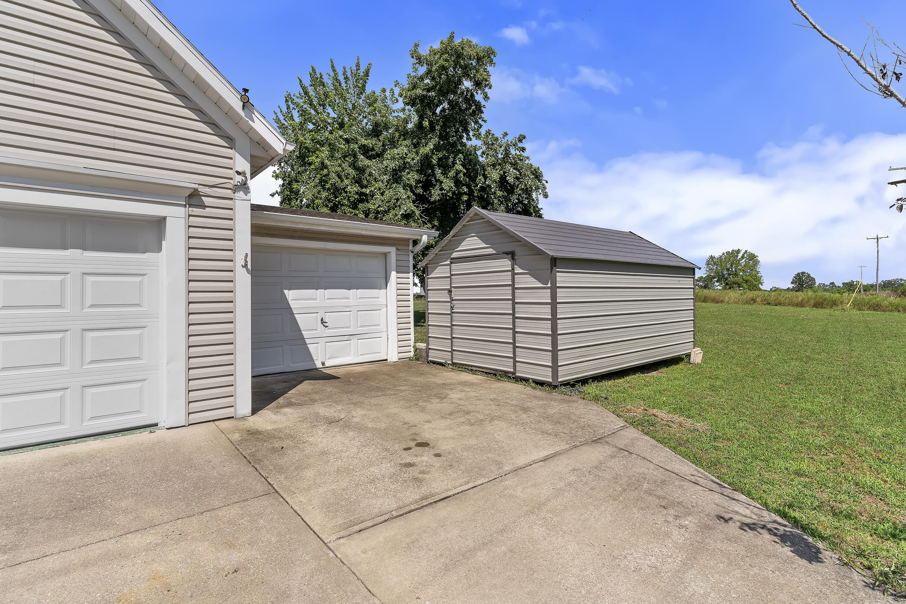 341 Dockhouse Lane Property Photo 7