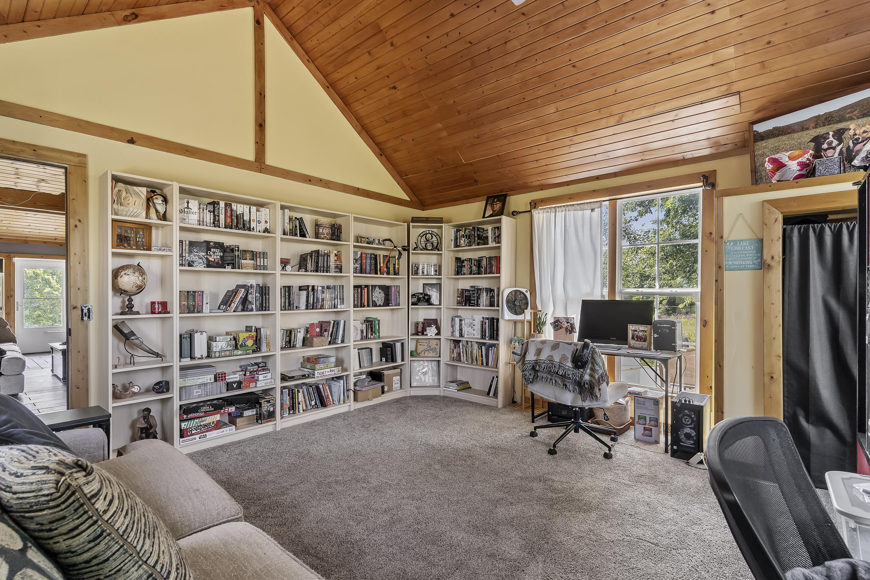 341 Dockhouse Lane Property Photo 15