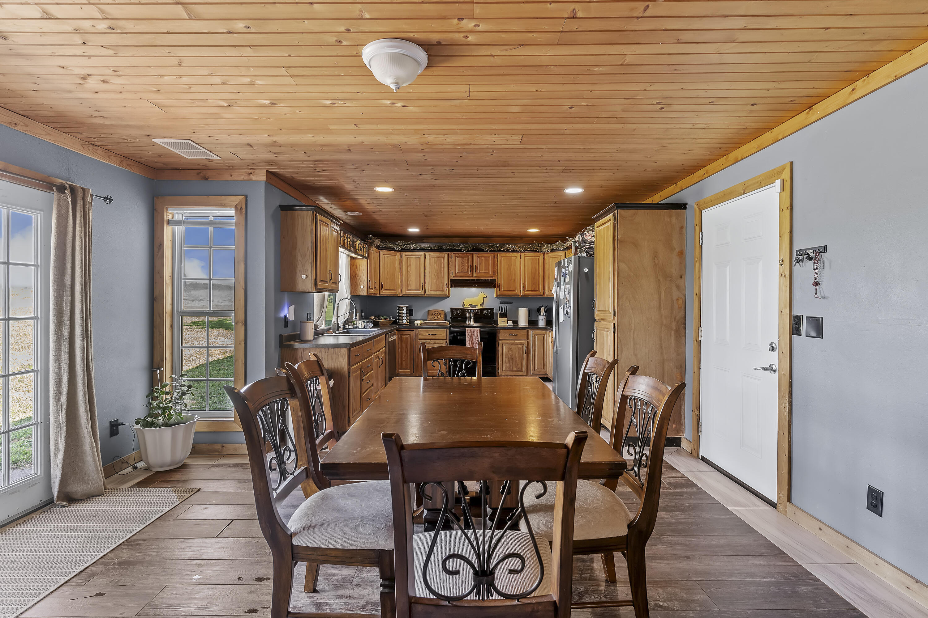 341 Dockhouse Lane Property Photo 16