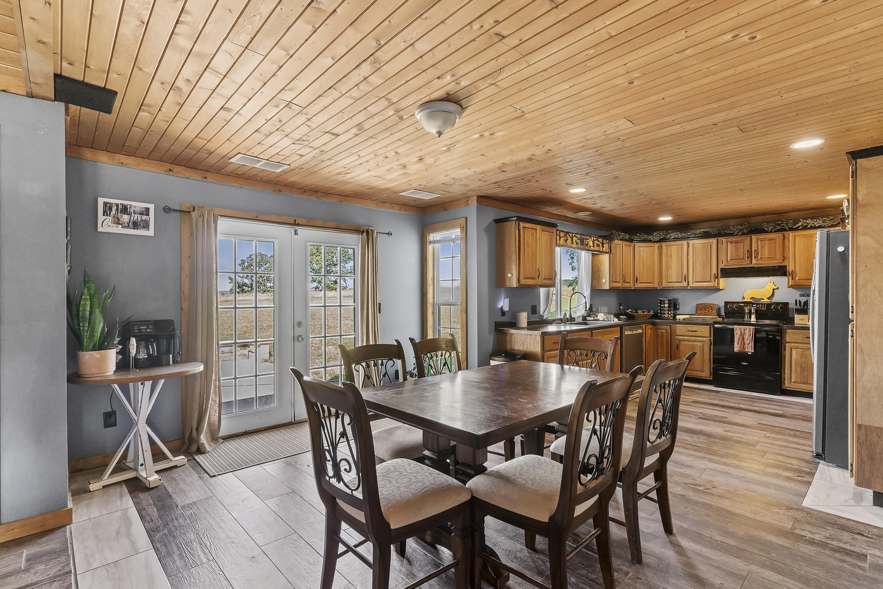 341 Dockhouse Lane Property Photo 17