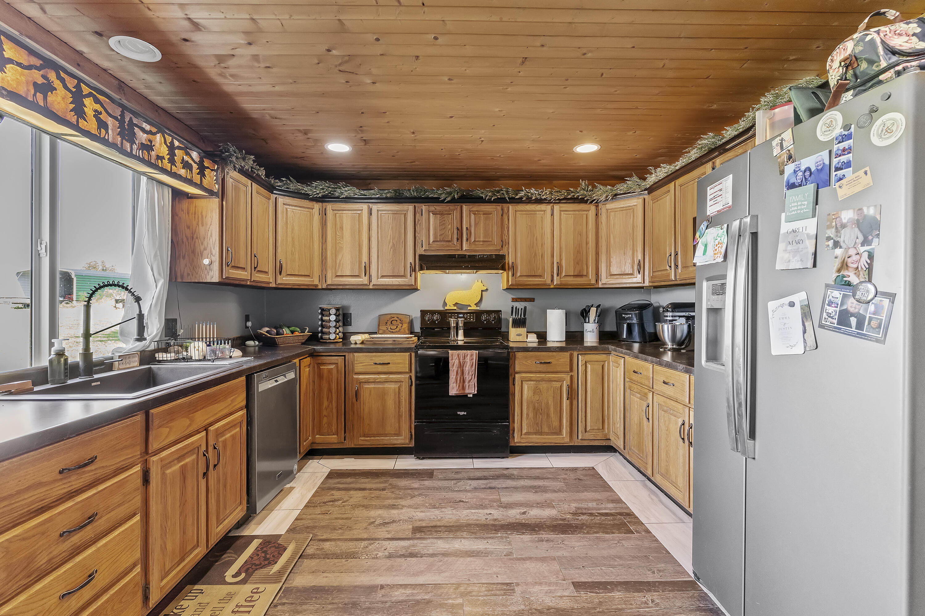 341 Dockhouse Lane Property Photo 18