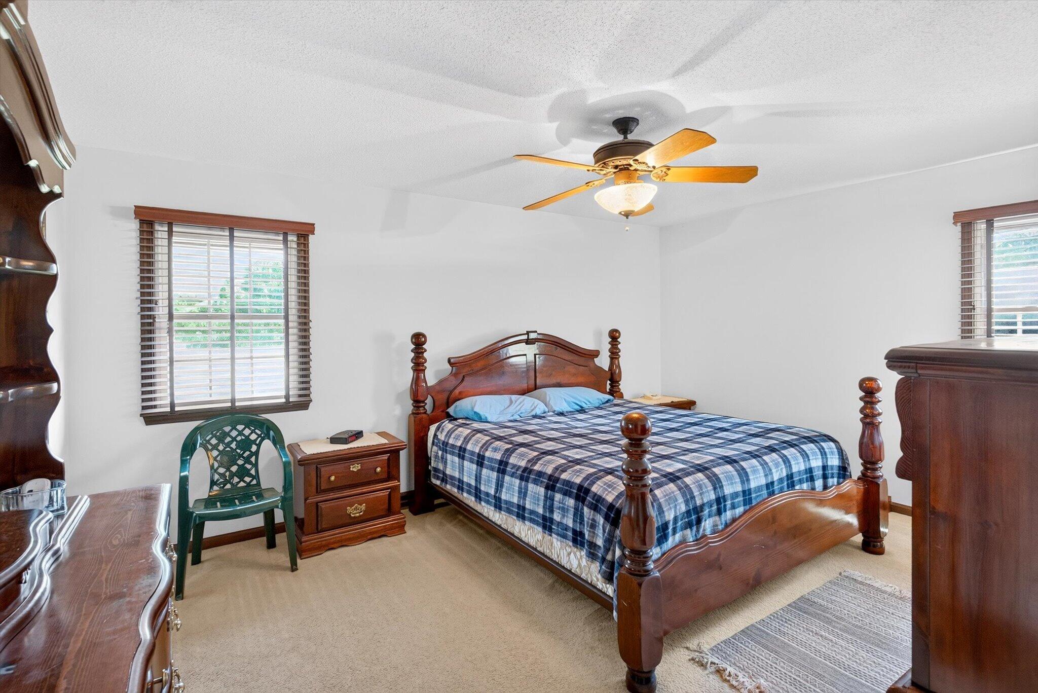 5026 South Charleston Avenue Property Photo 15