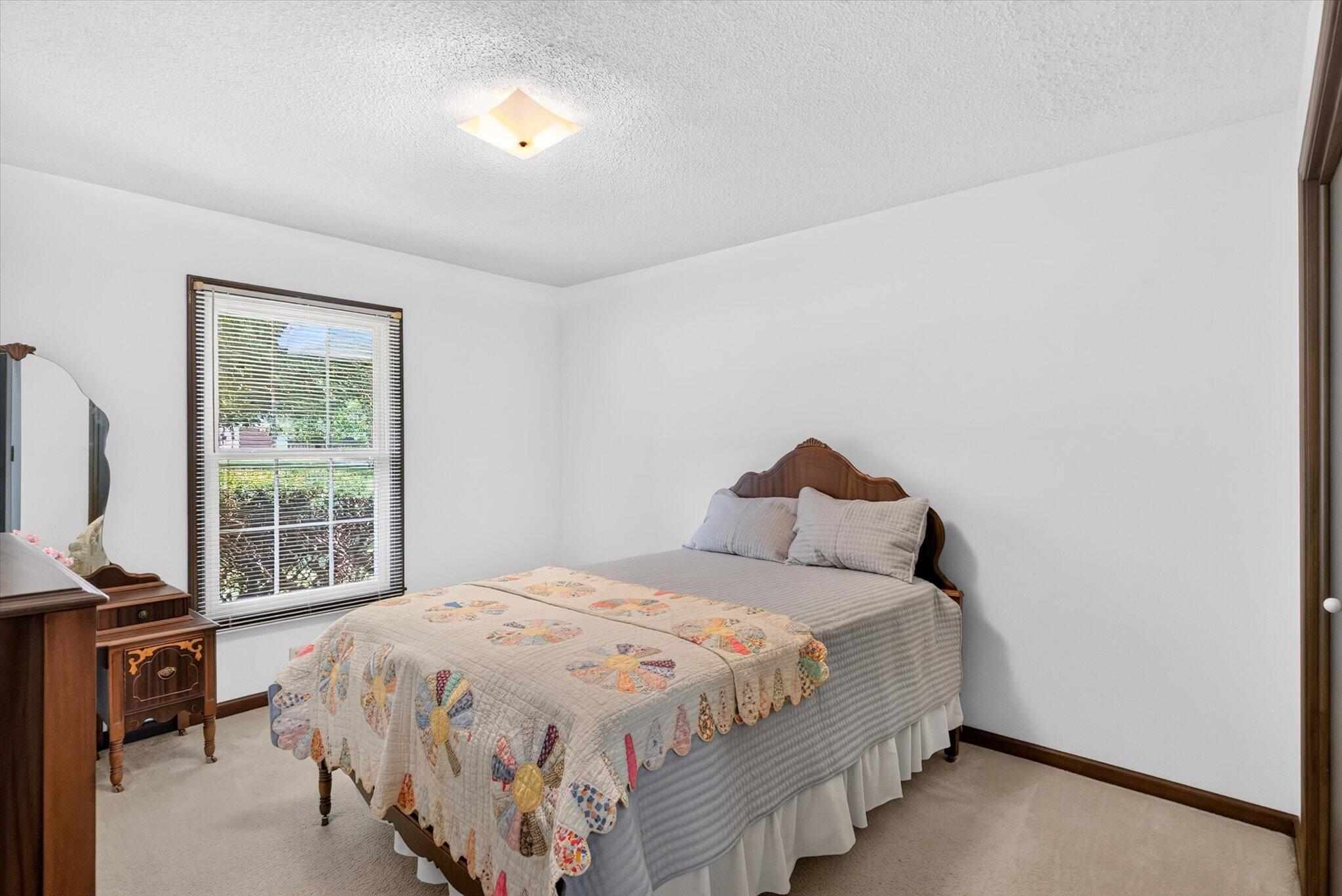 5026 South Charleston Avenue Property Photo 19