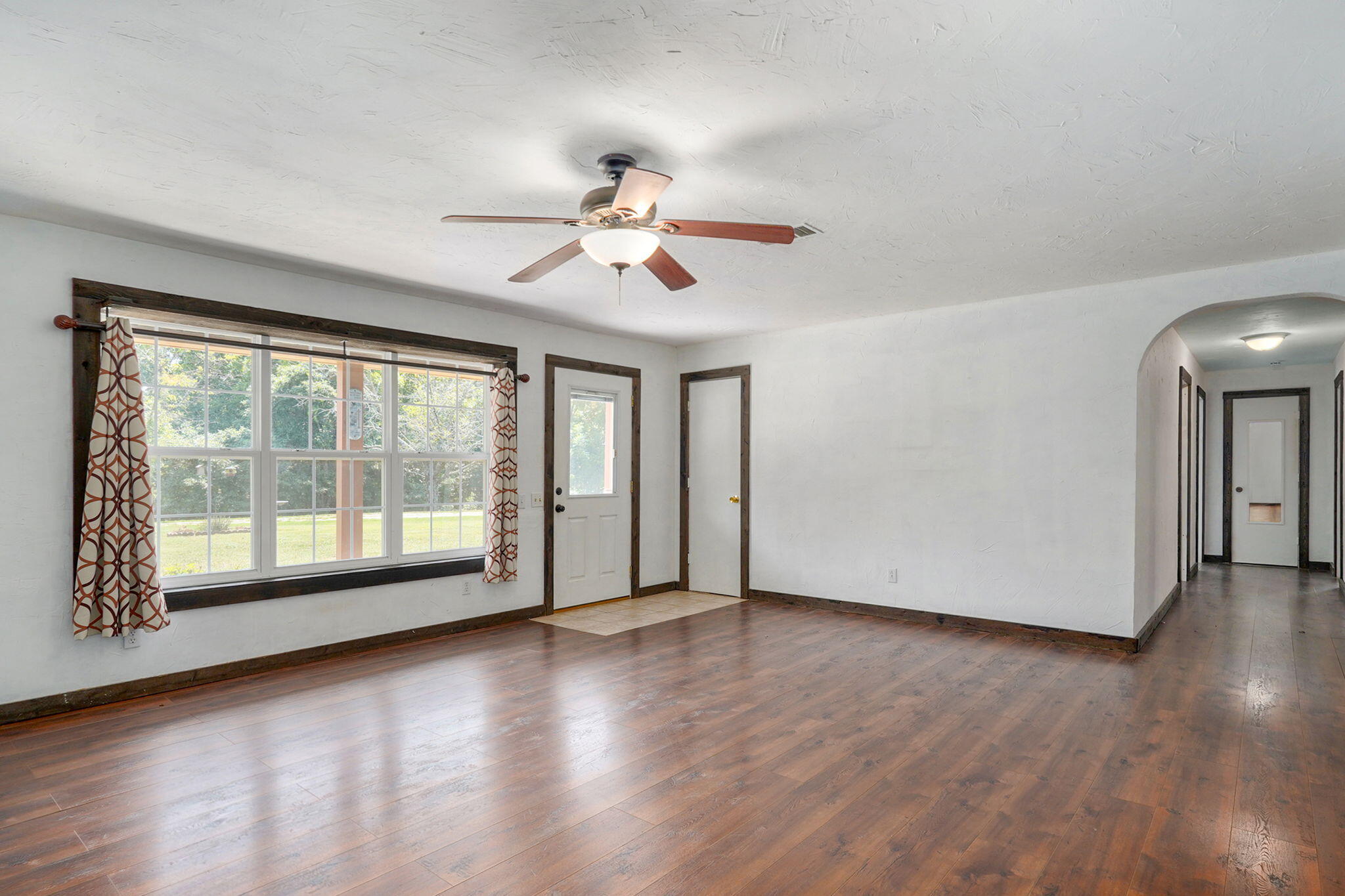 18803 Lawrence 2100 Property Photo 7