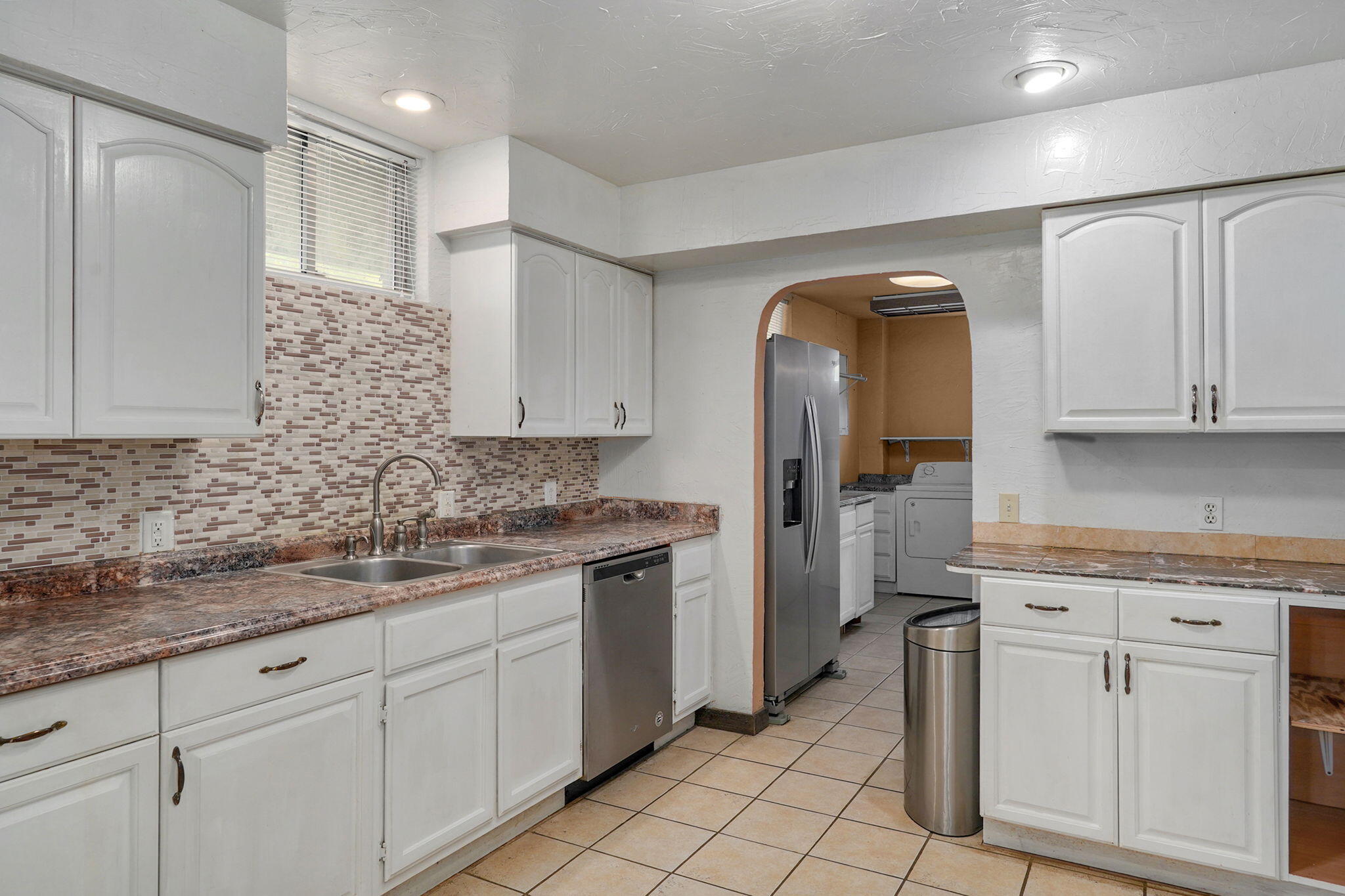 18803 Lawrence 2100 Property Photo 12