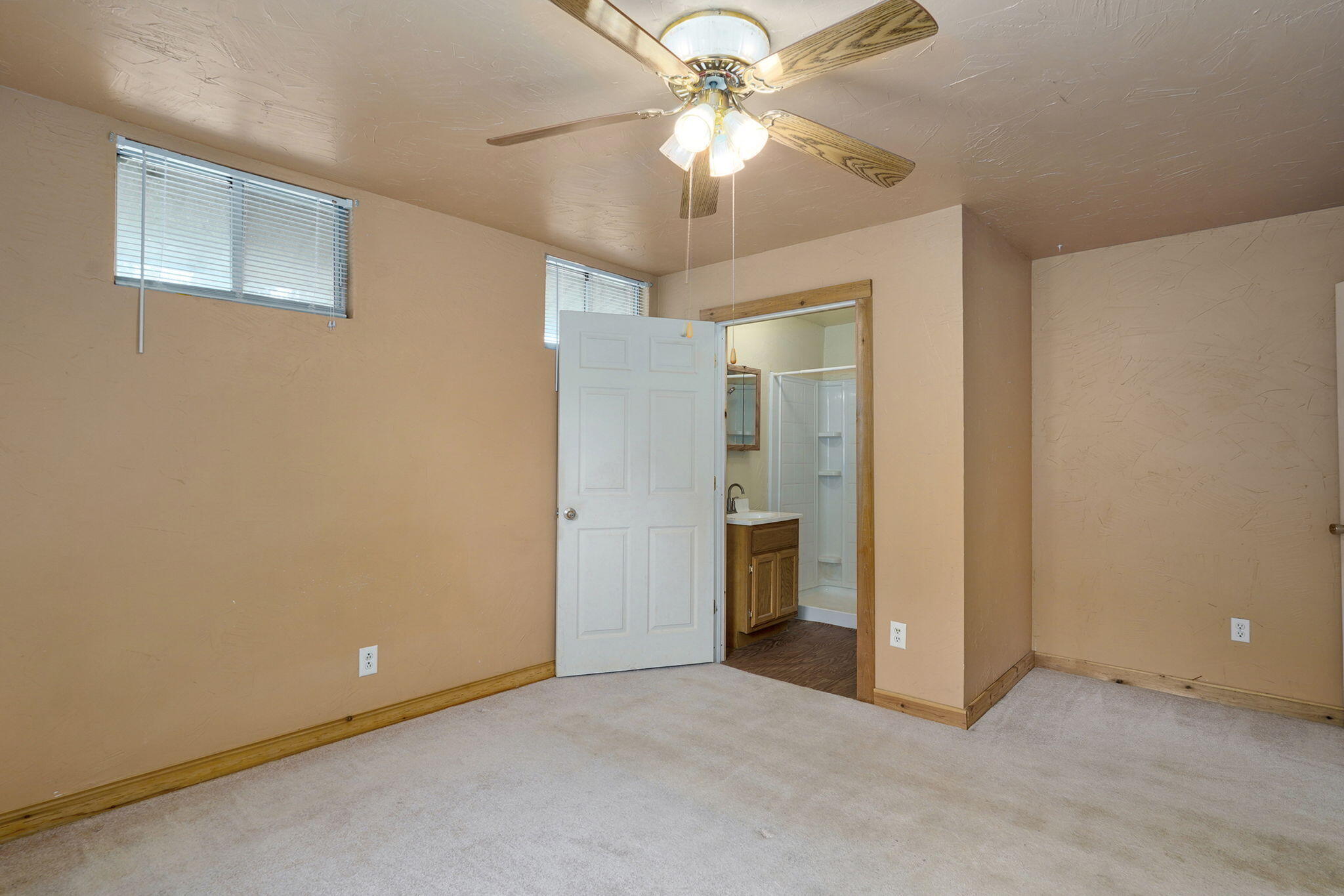 18803 Lawrence 2100 Property Photo 18