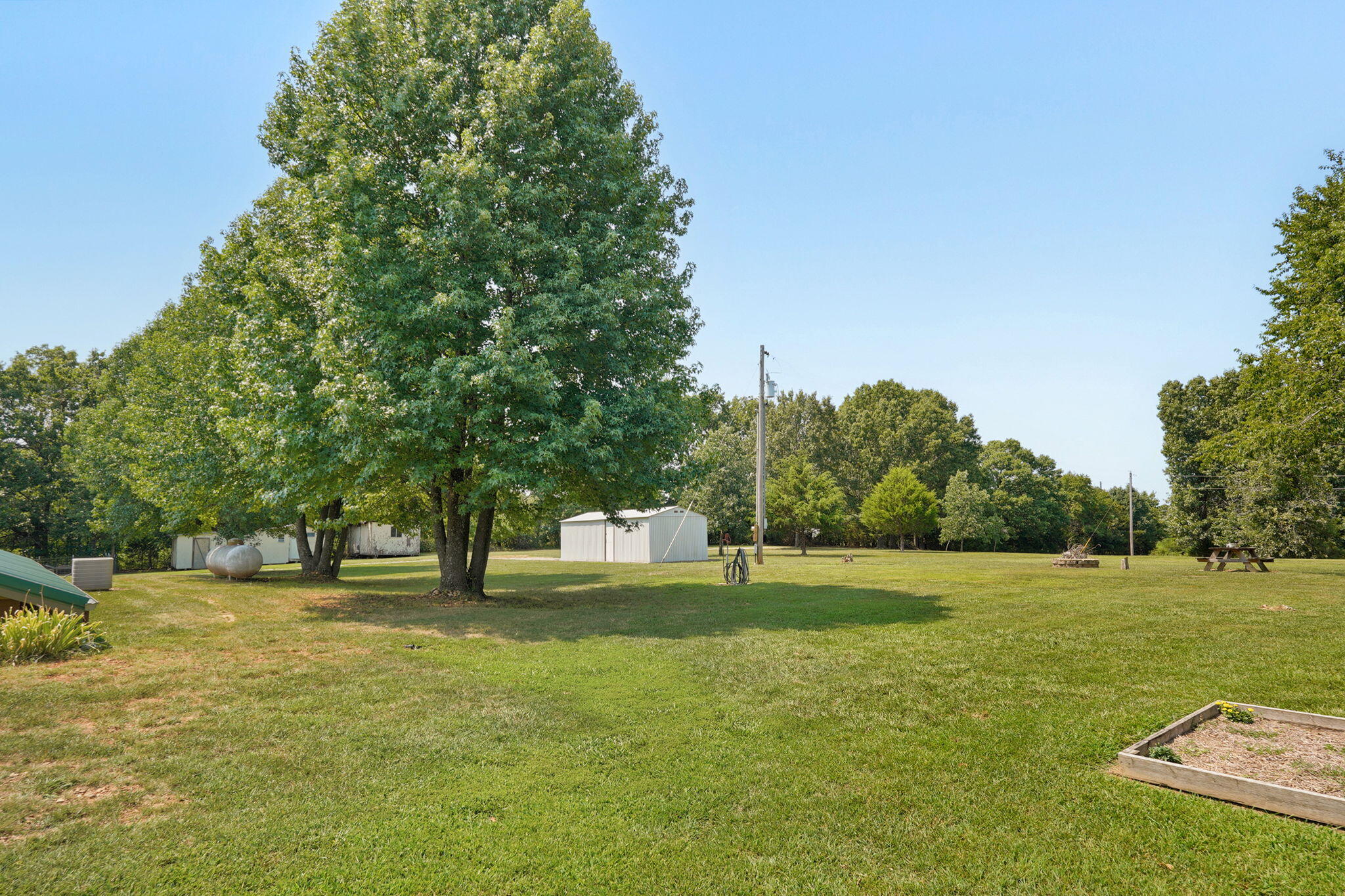18803 Lawrence 2100 Property Photo 31