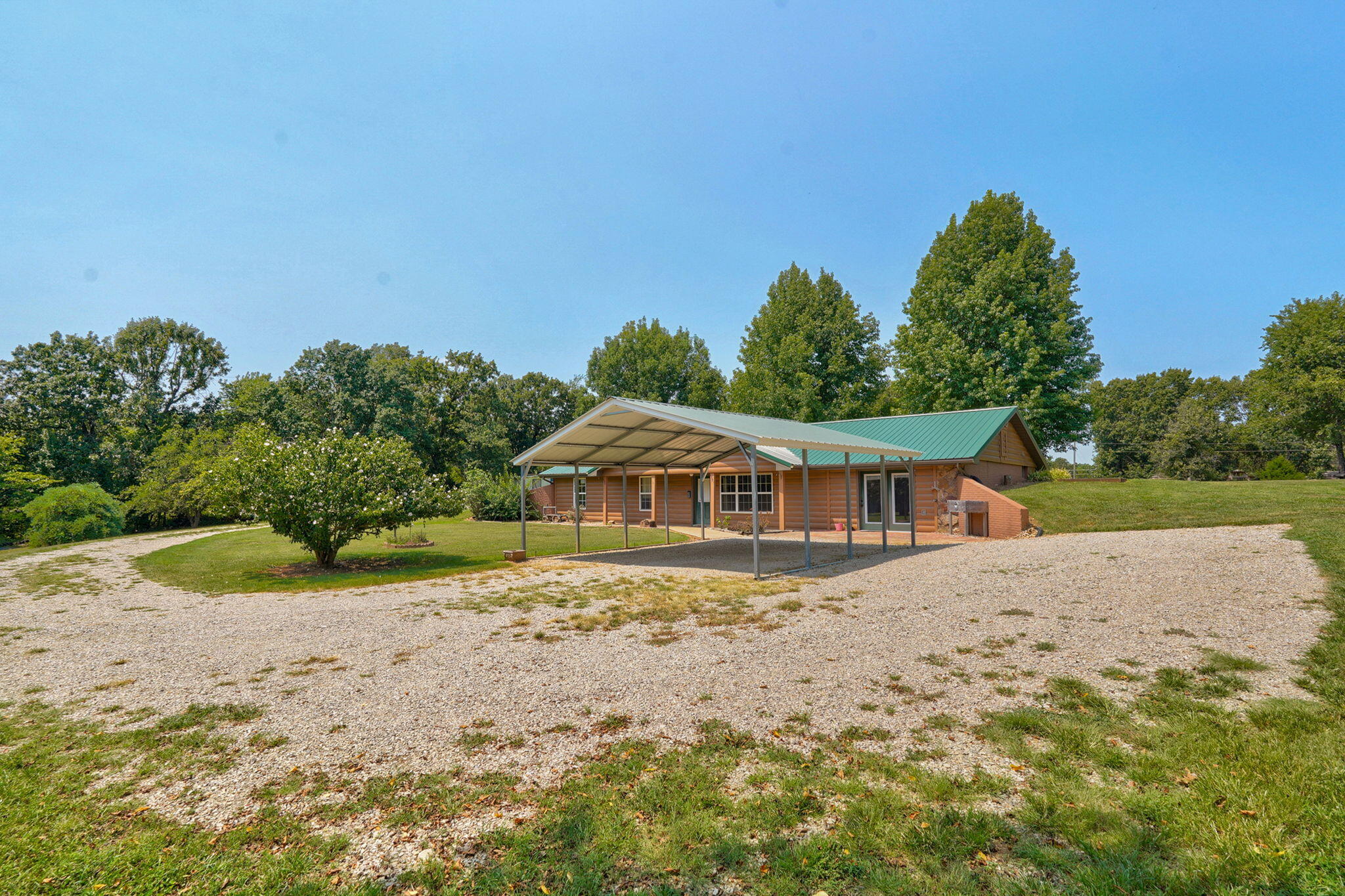 18803 Lawrence 2100 Property Photo 41