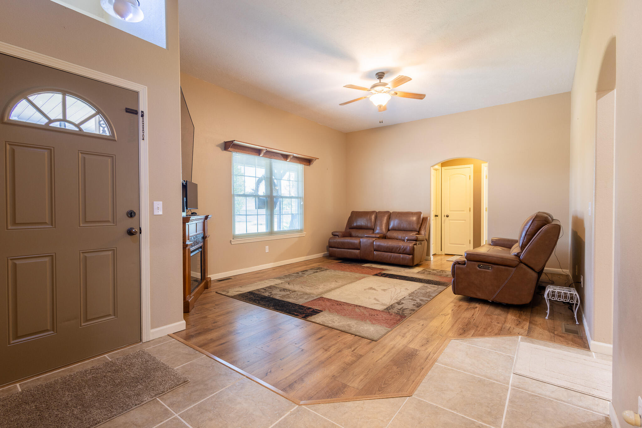 16258 Lawrence 1241 Property Photo 5
