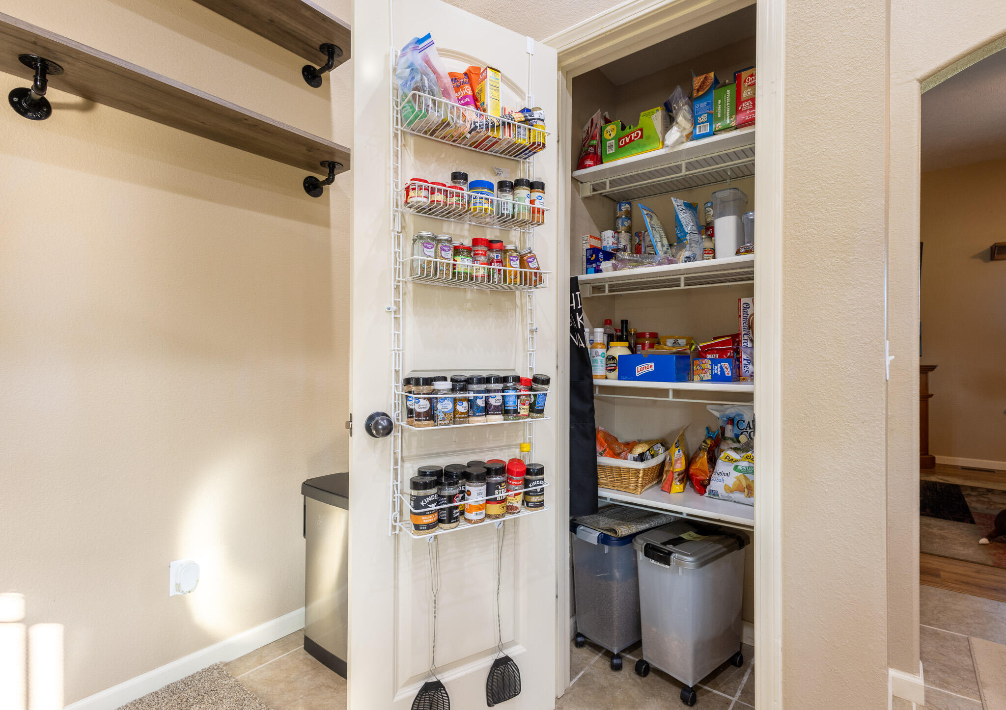 16258 Lawrence 1241 Property Photo 10