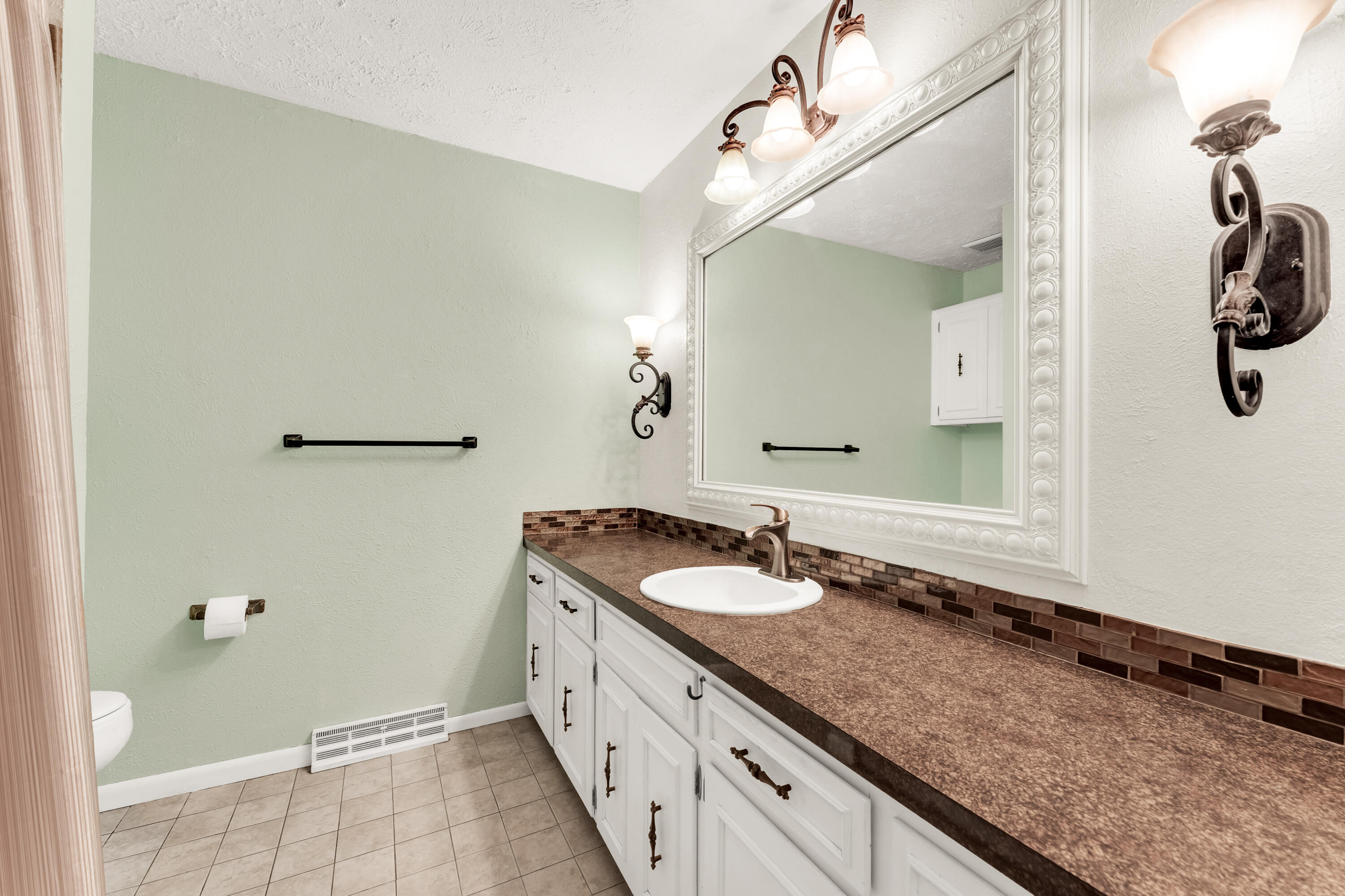 1543 East Glenwood Street Property Photo 22