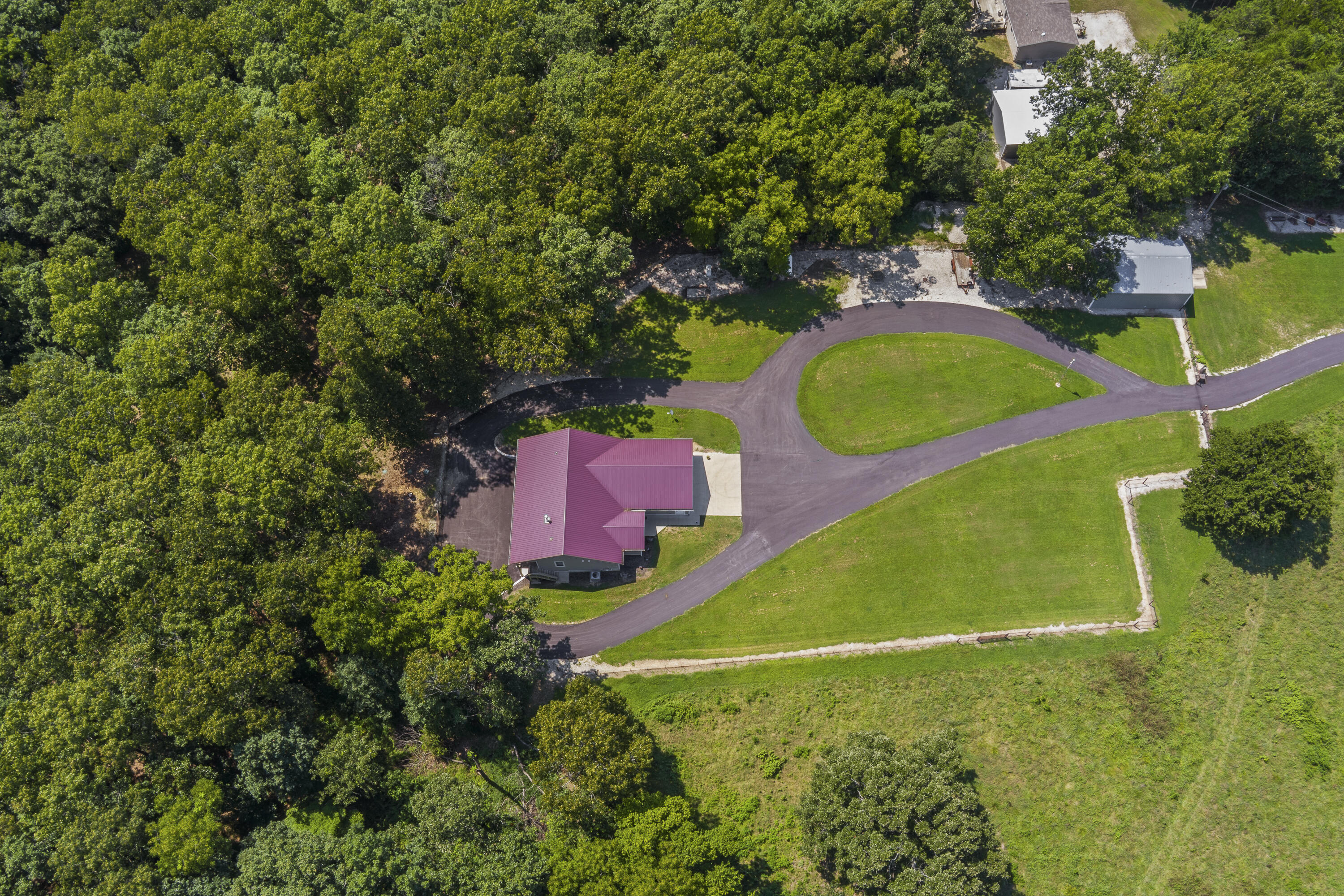 9318 East Farm Rd 112 Property Photo 5
