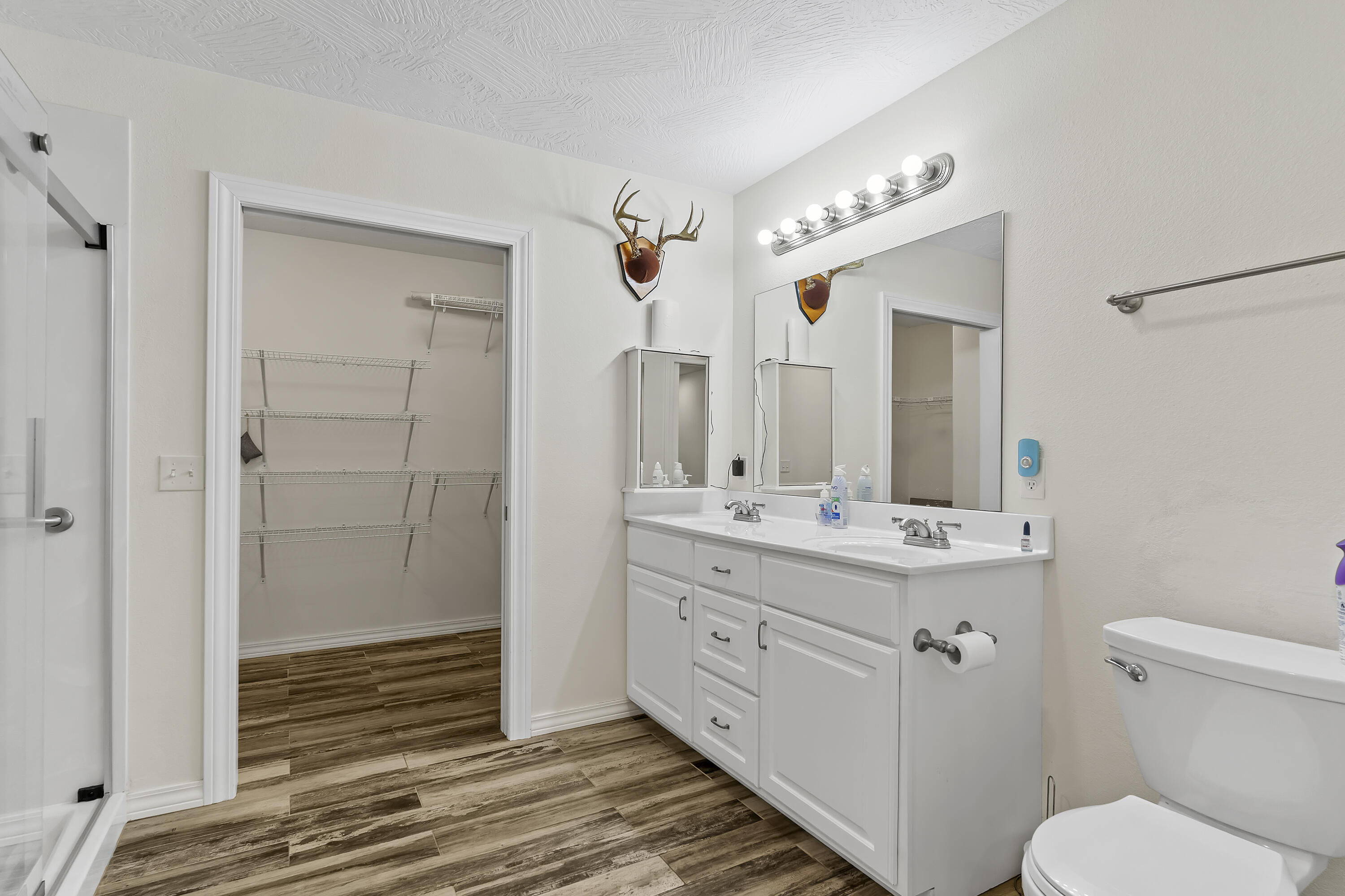 9318 East Farm Rd 112 Property Photo 26