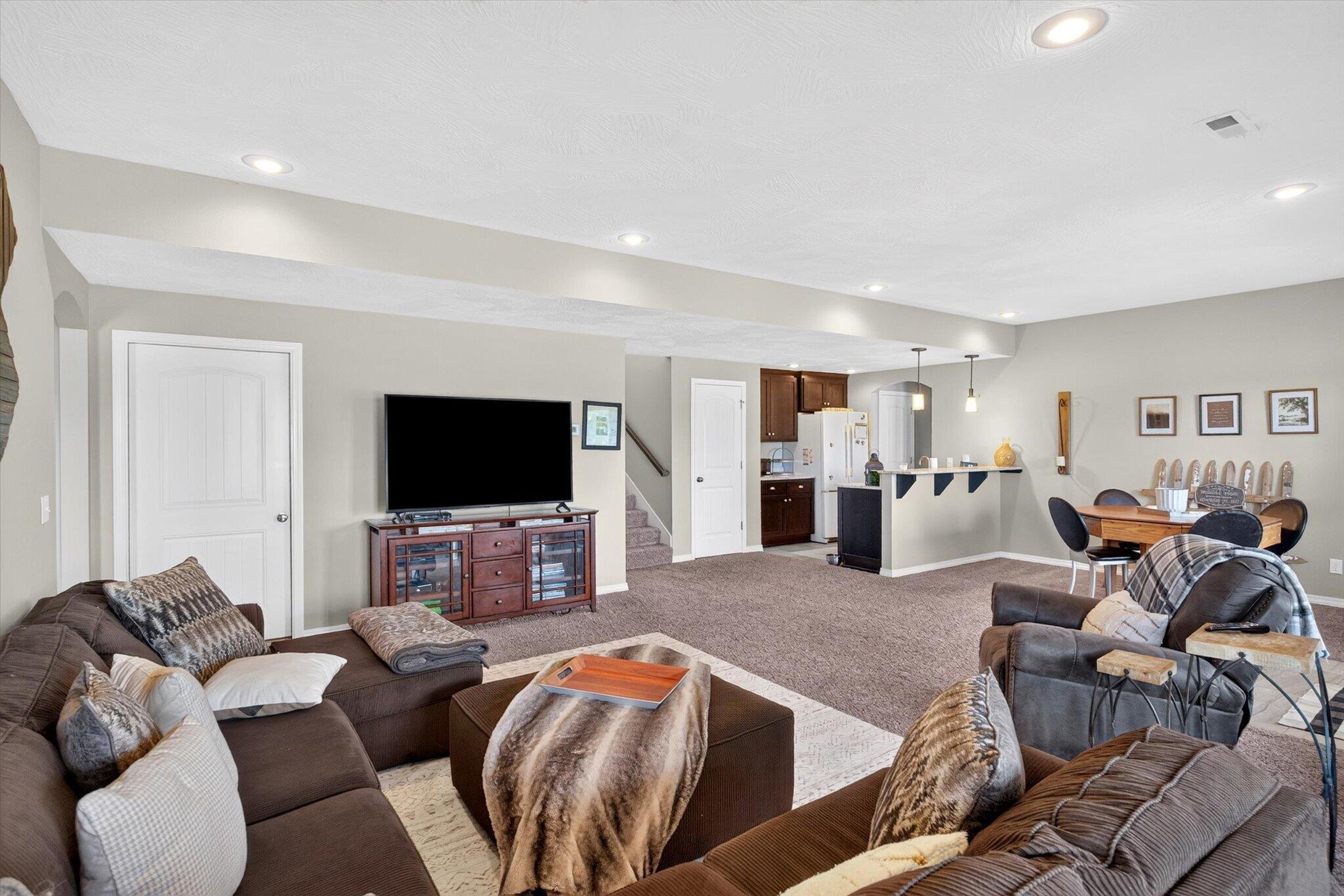 1337 West Rosedale Road Property Photo 47
