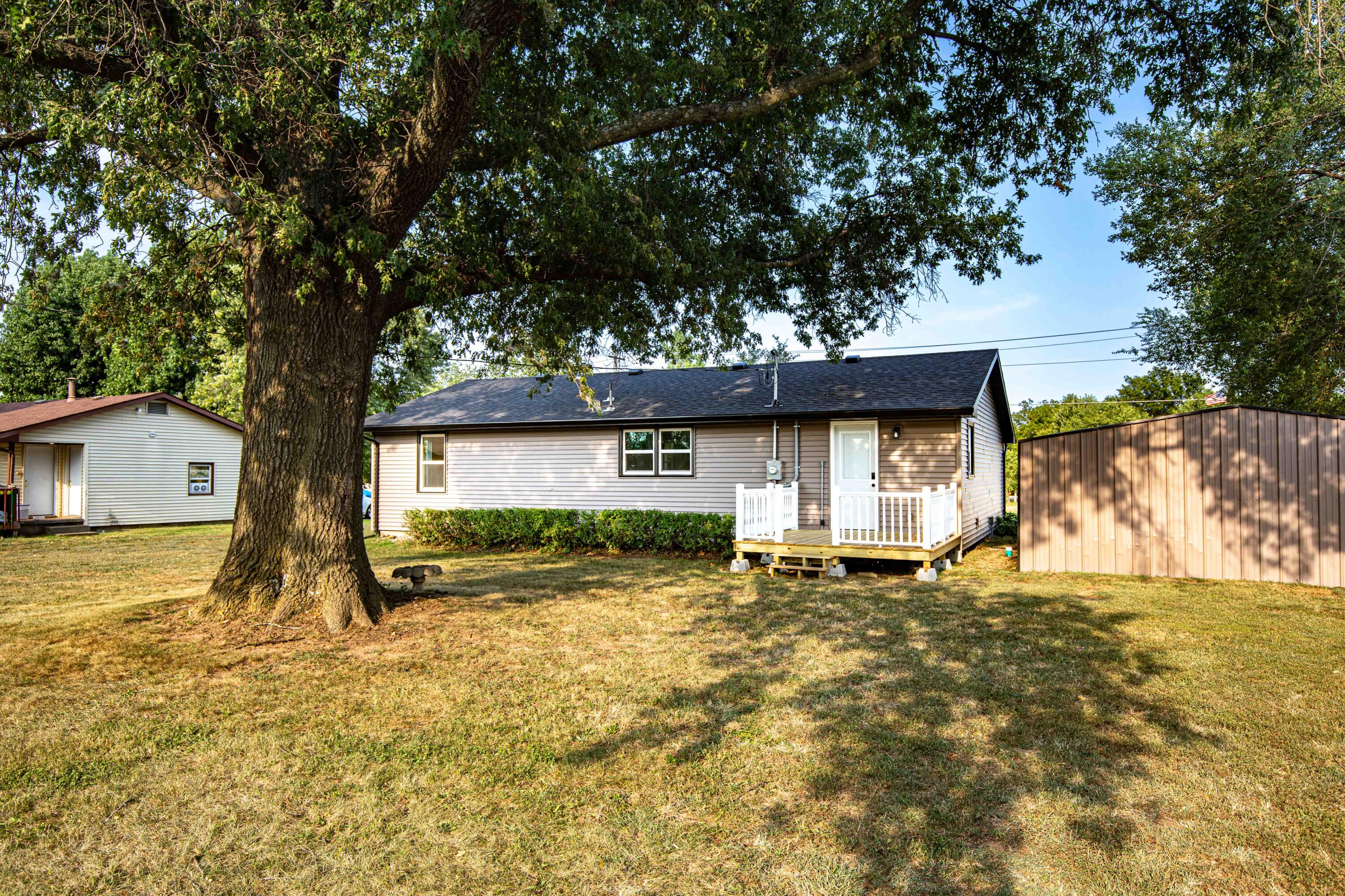 1108 South Jackson Street Property Photo 6
