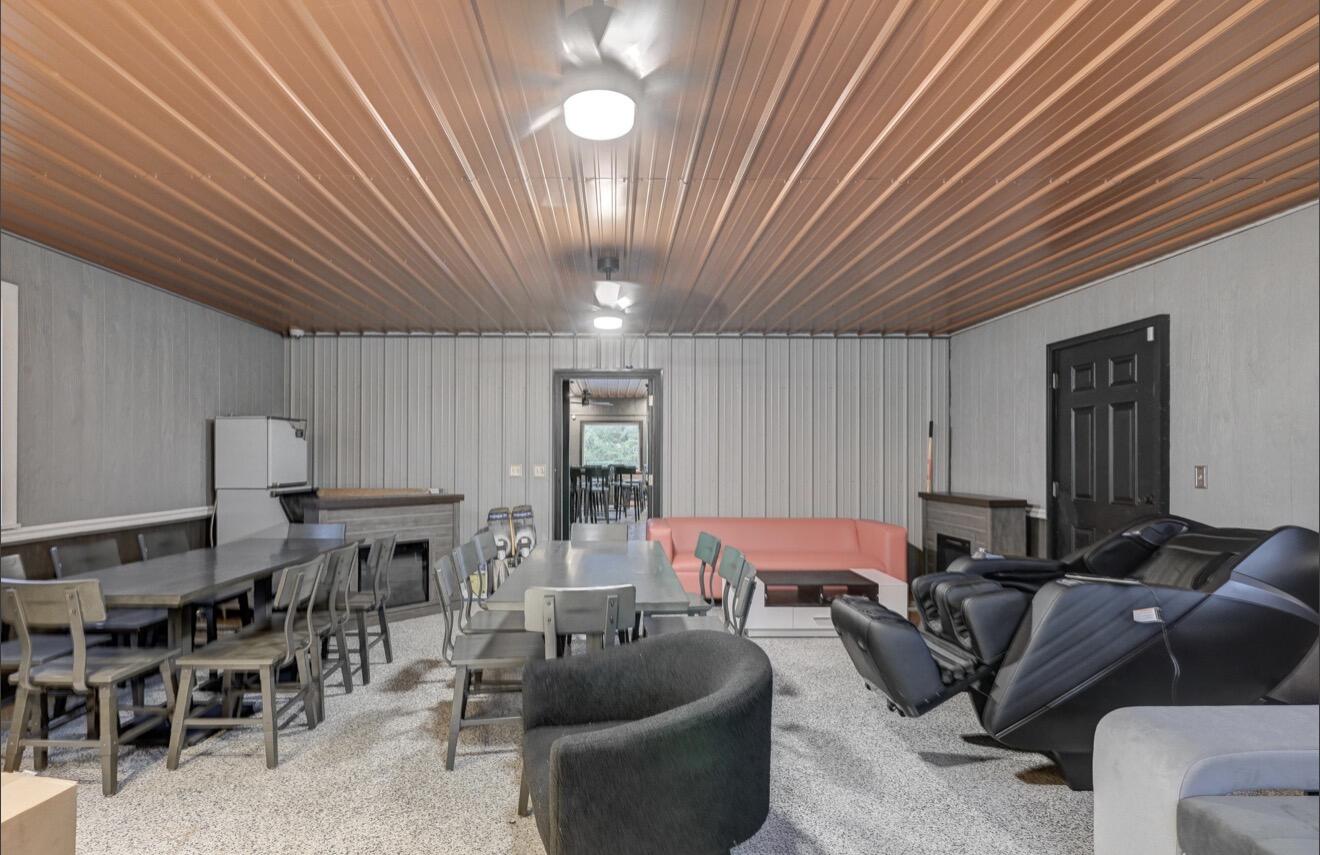 514 West Valley Street Property Photo 15
