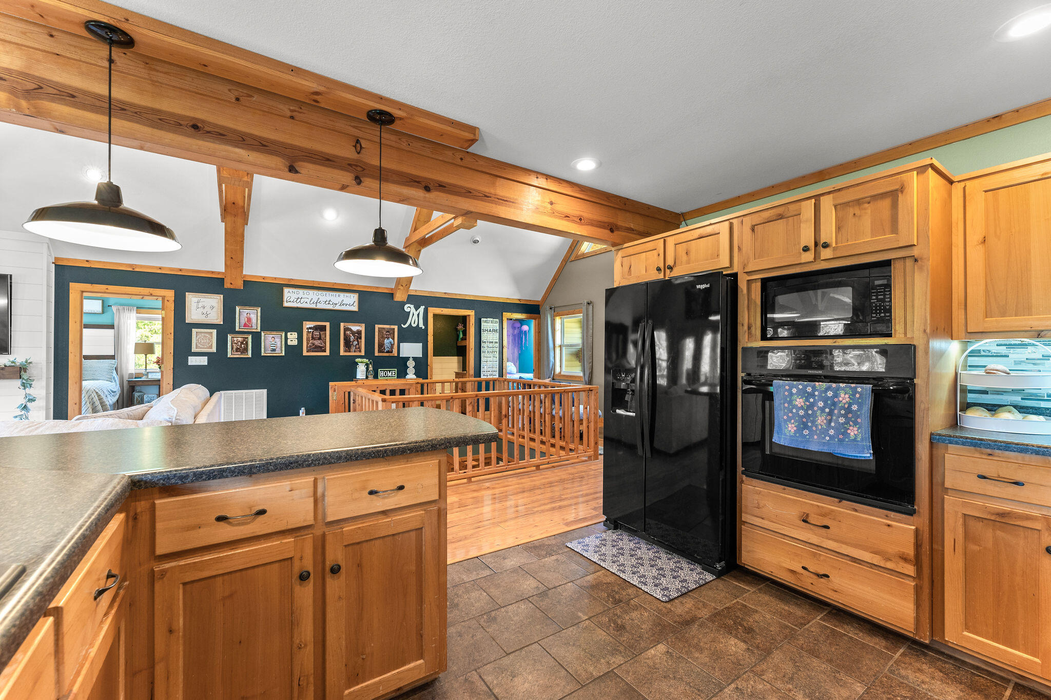 5000 Sanders Drive Property Photo 19