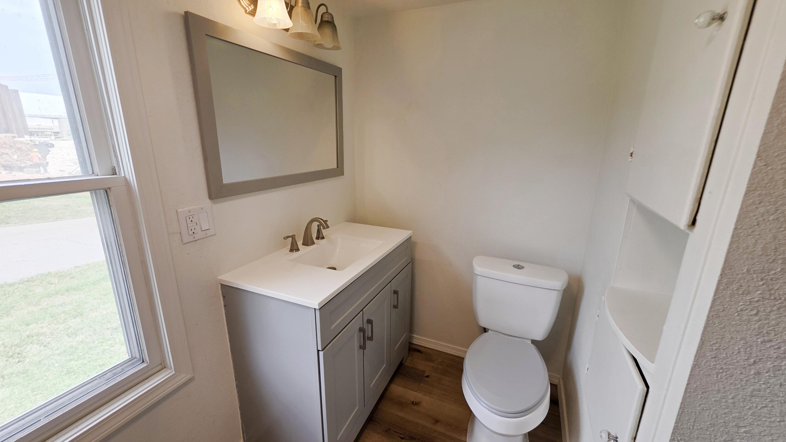 2857 North Grant Avenue Property Photo 12
