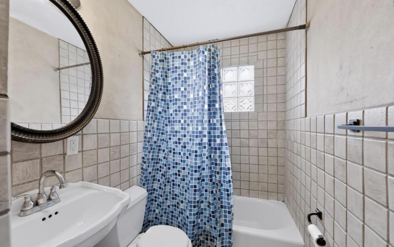 2519 Wisconsin Avenue Property Photo 19