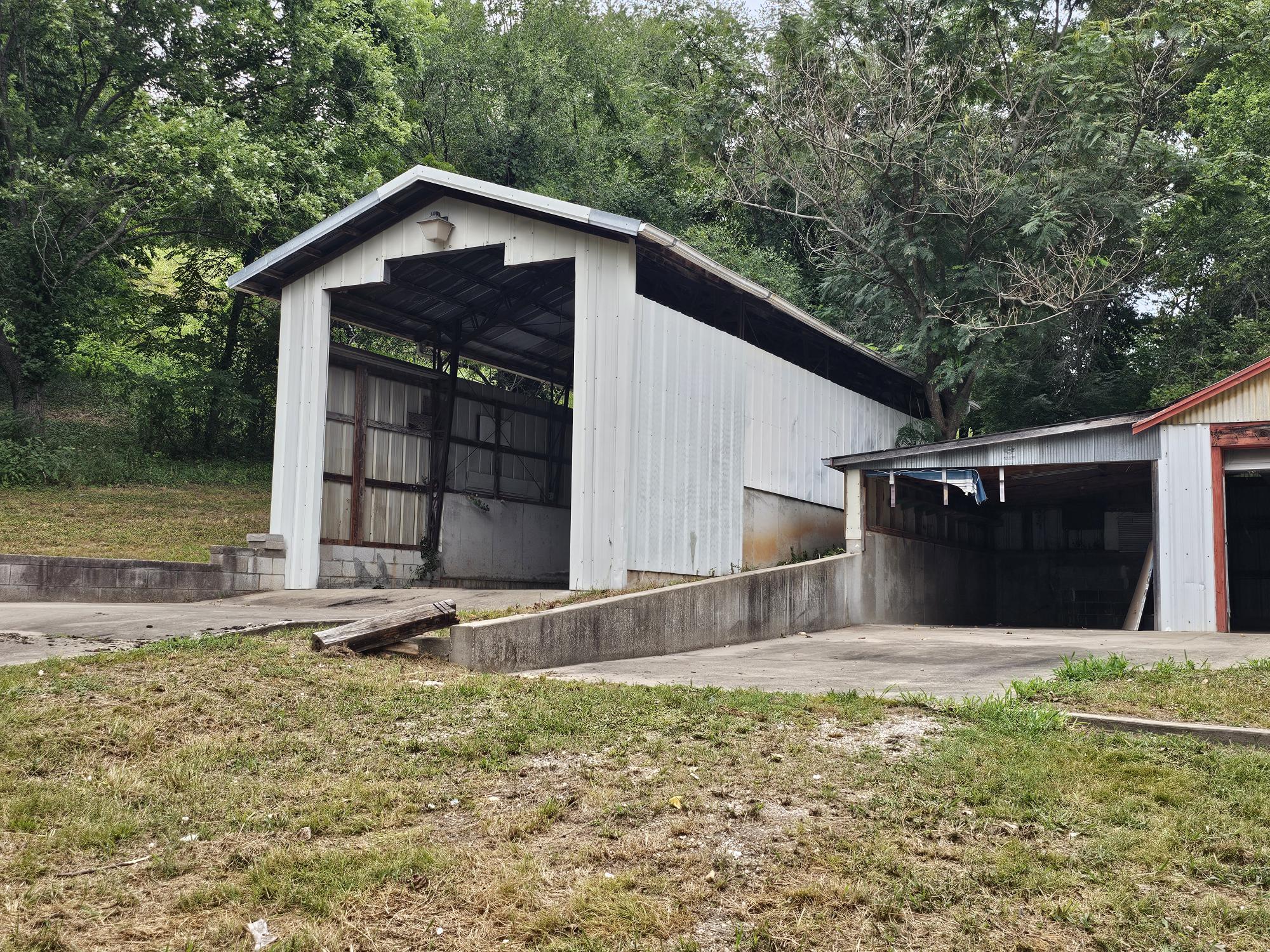 606 State Hwy 76 Property Photo 13
