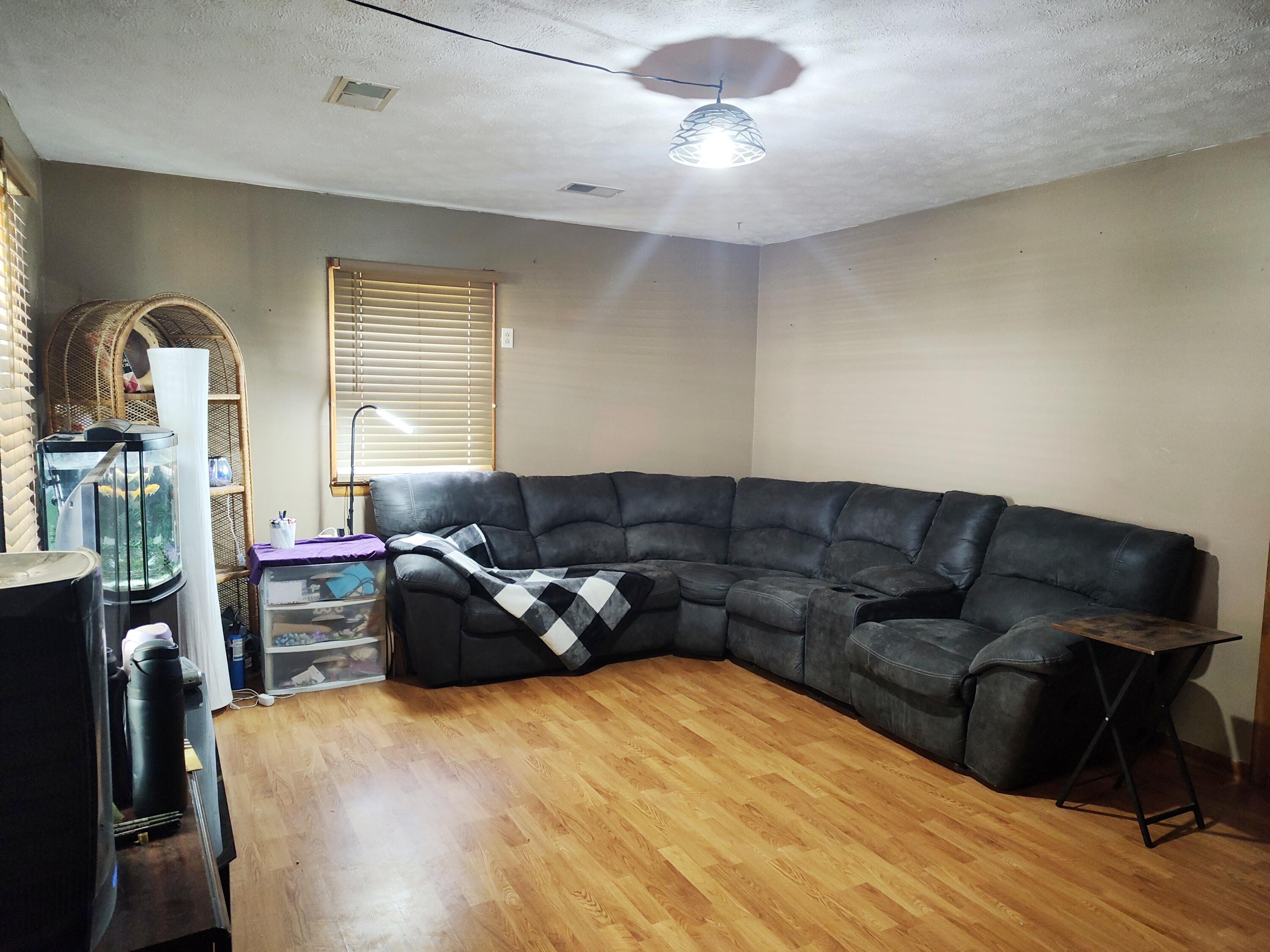 7 Bona Loop Property Photo 5