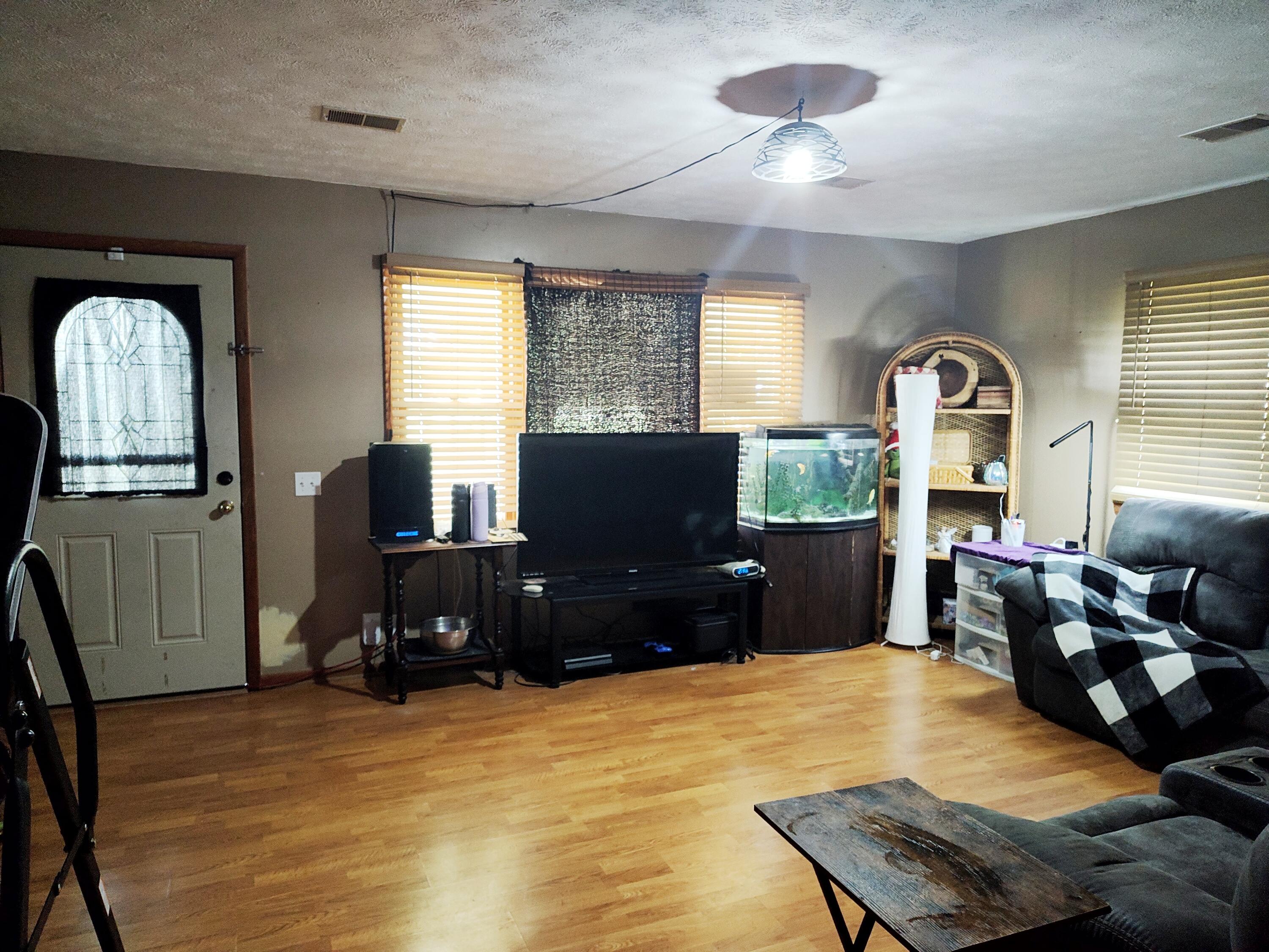 7 Bona Loop Property Photo 6