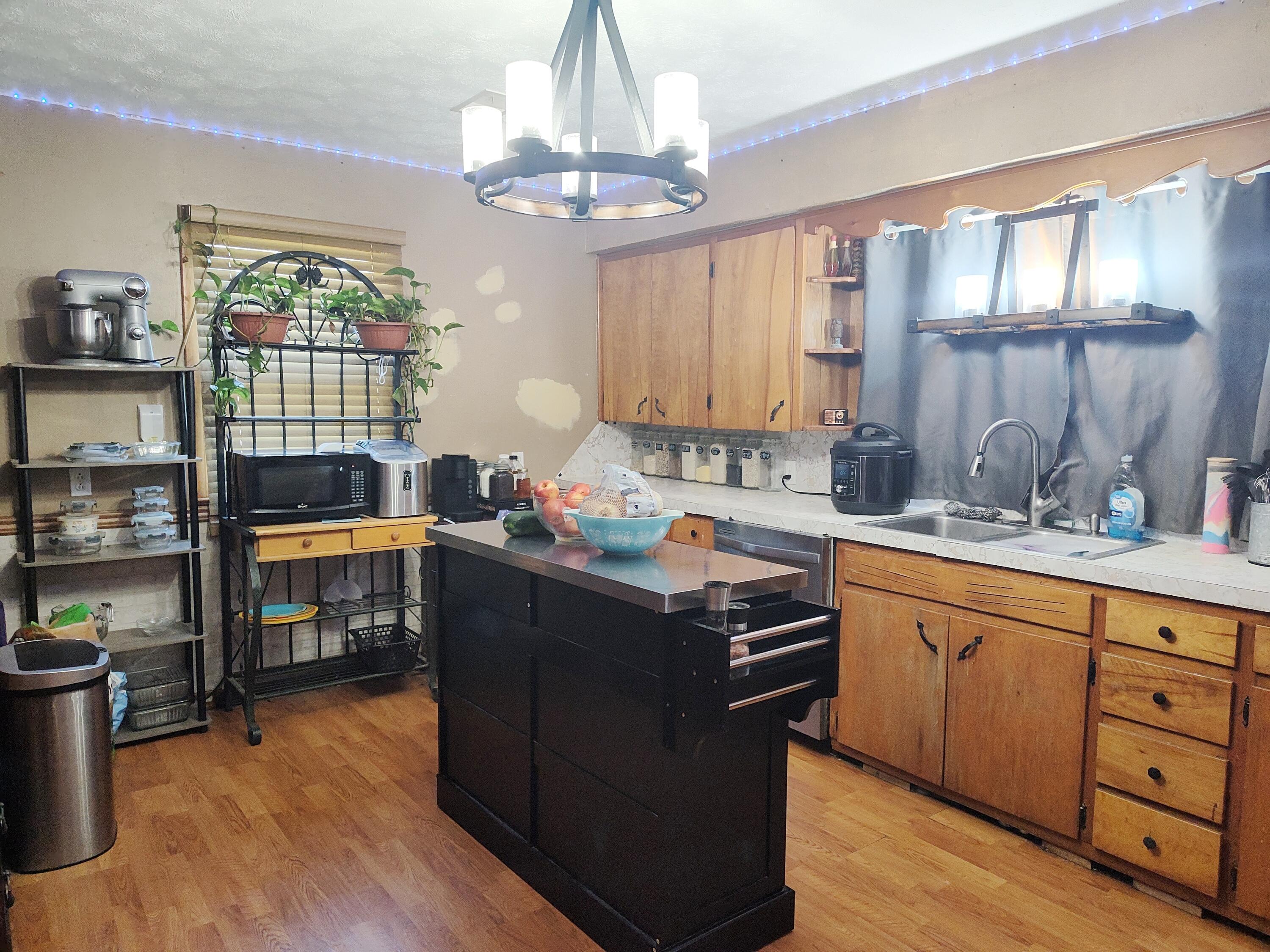 7 Bona Loop Property Photo 8