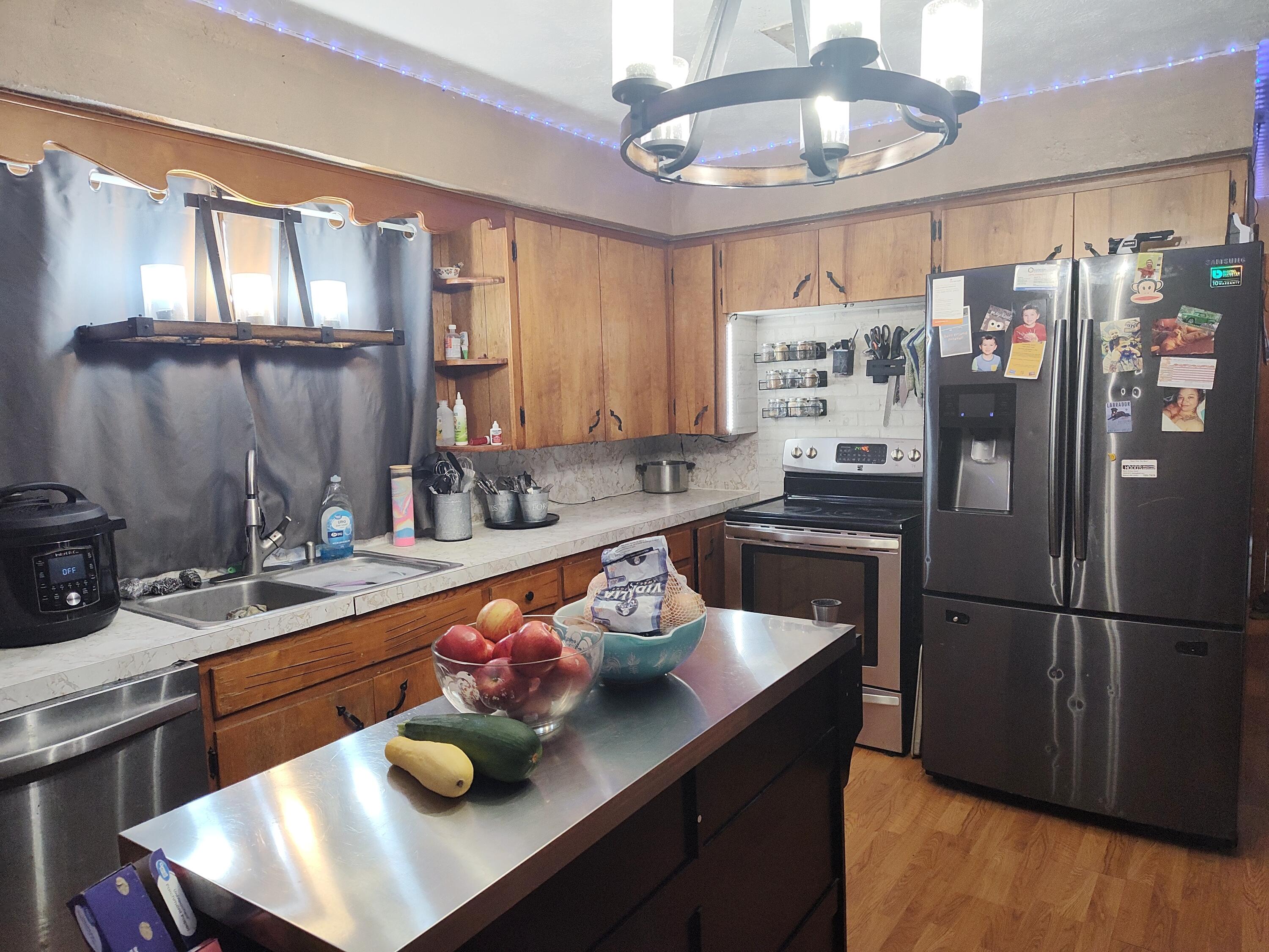 7 Bona Loop Property Photo 10