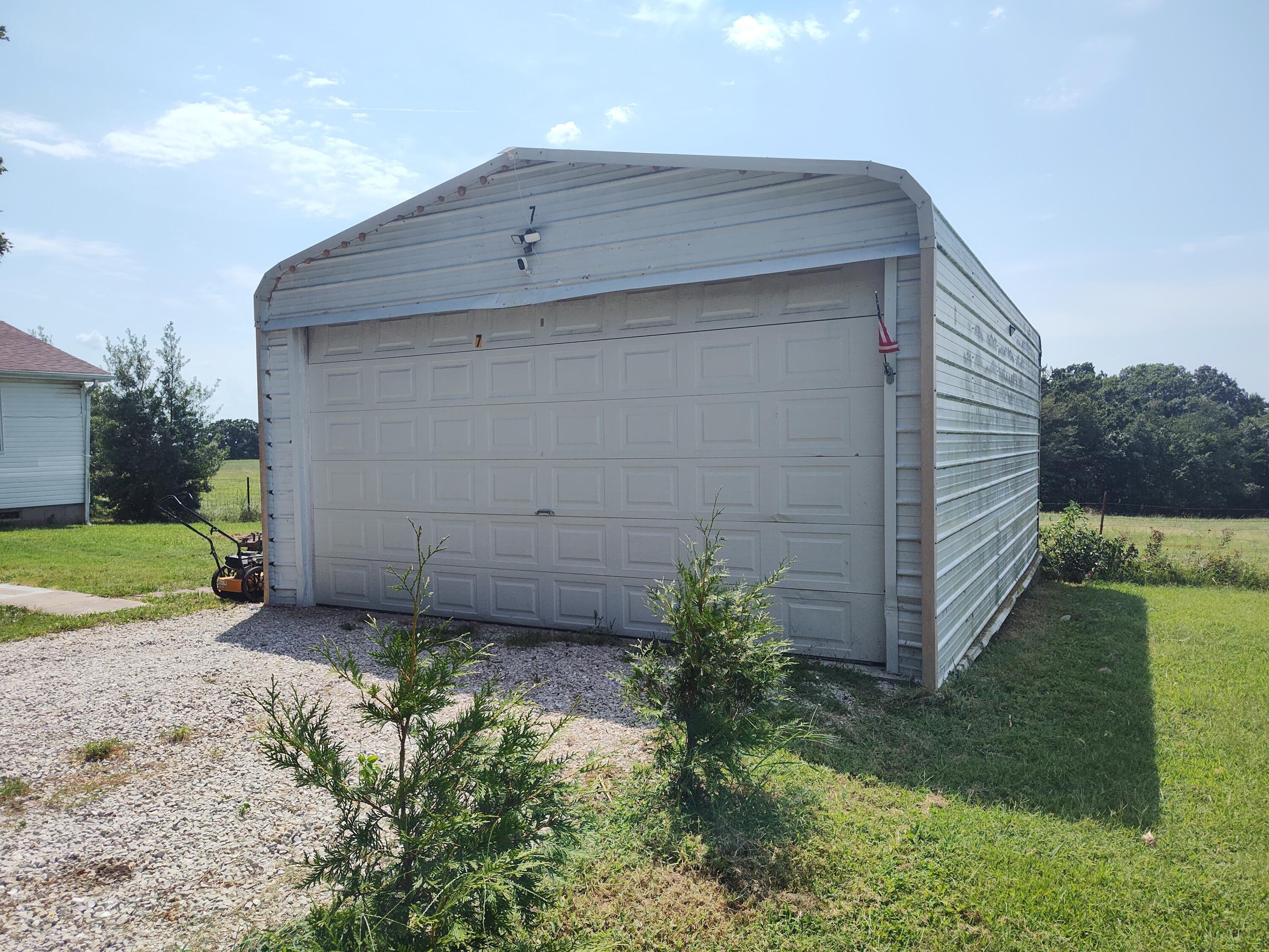 7 Bona Loop Property Photo 20