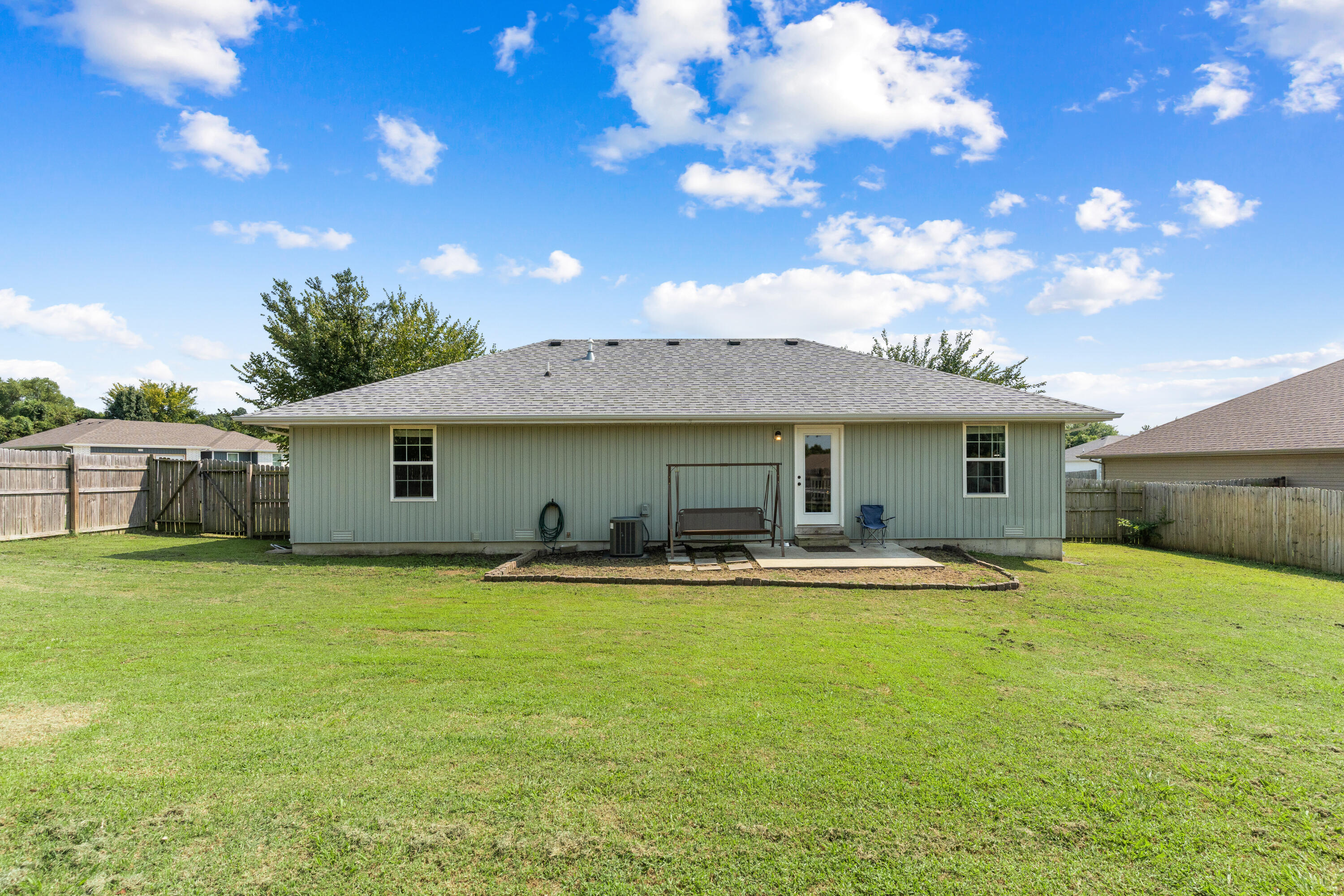 315 Town Loop Property Photo 19