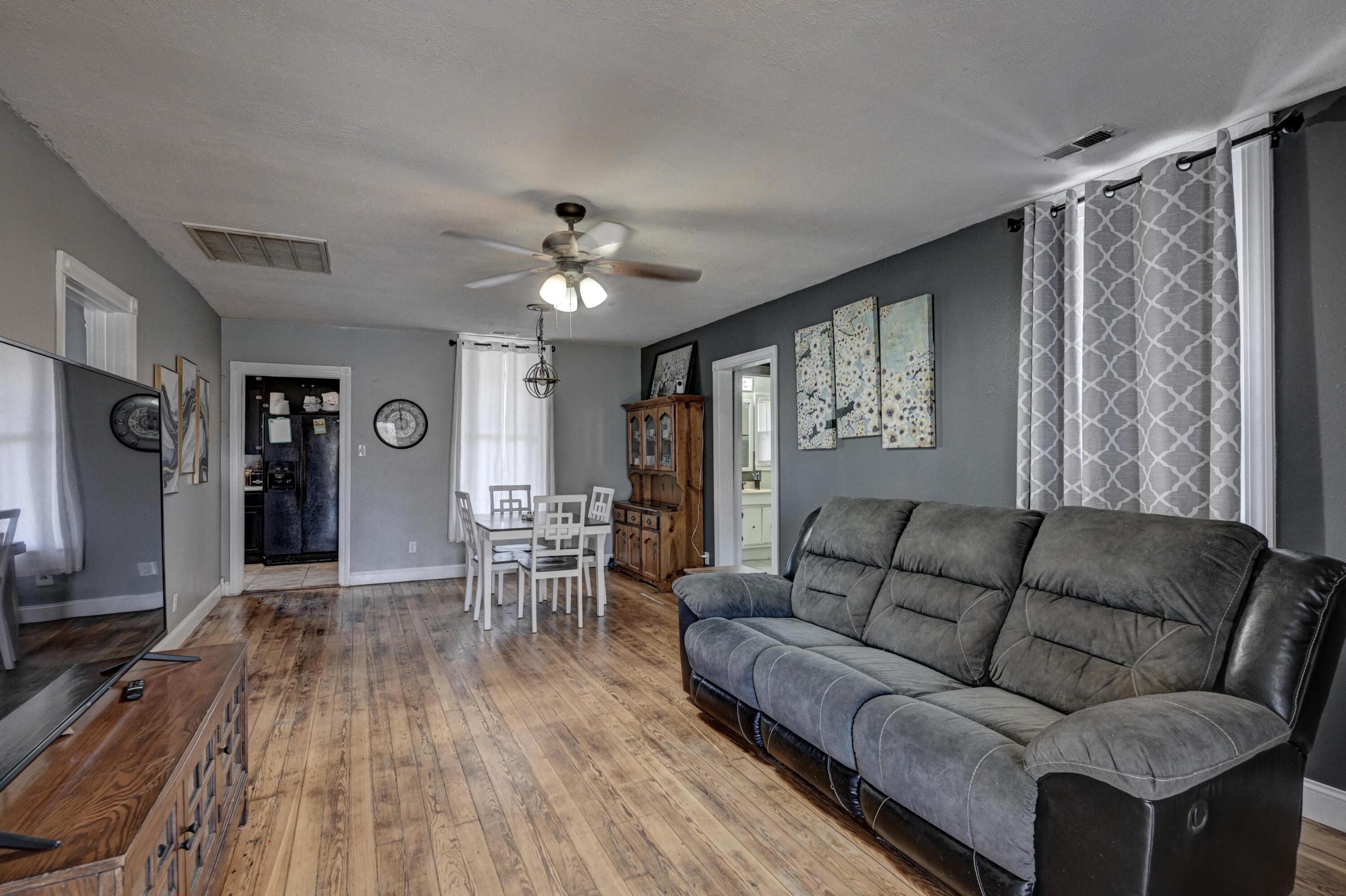 2025 South Connor Avenue Property Photo 7