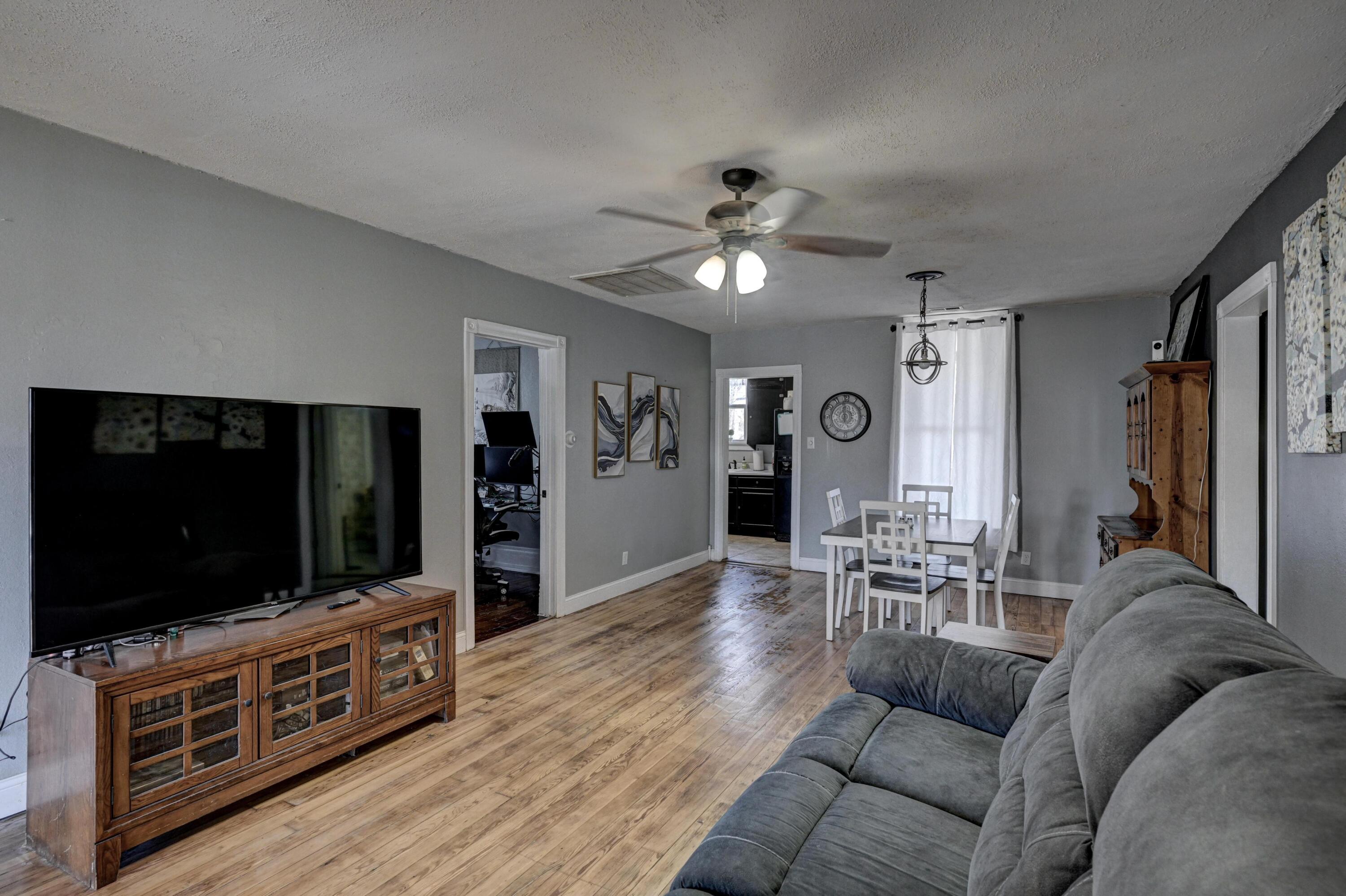 2025 South Connor Avenue Property Photo 8