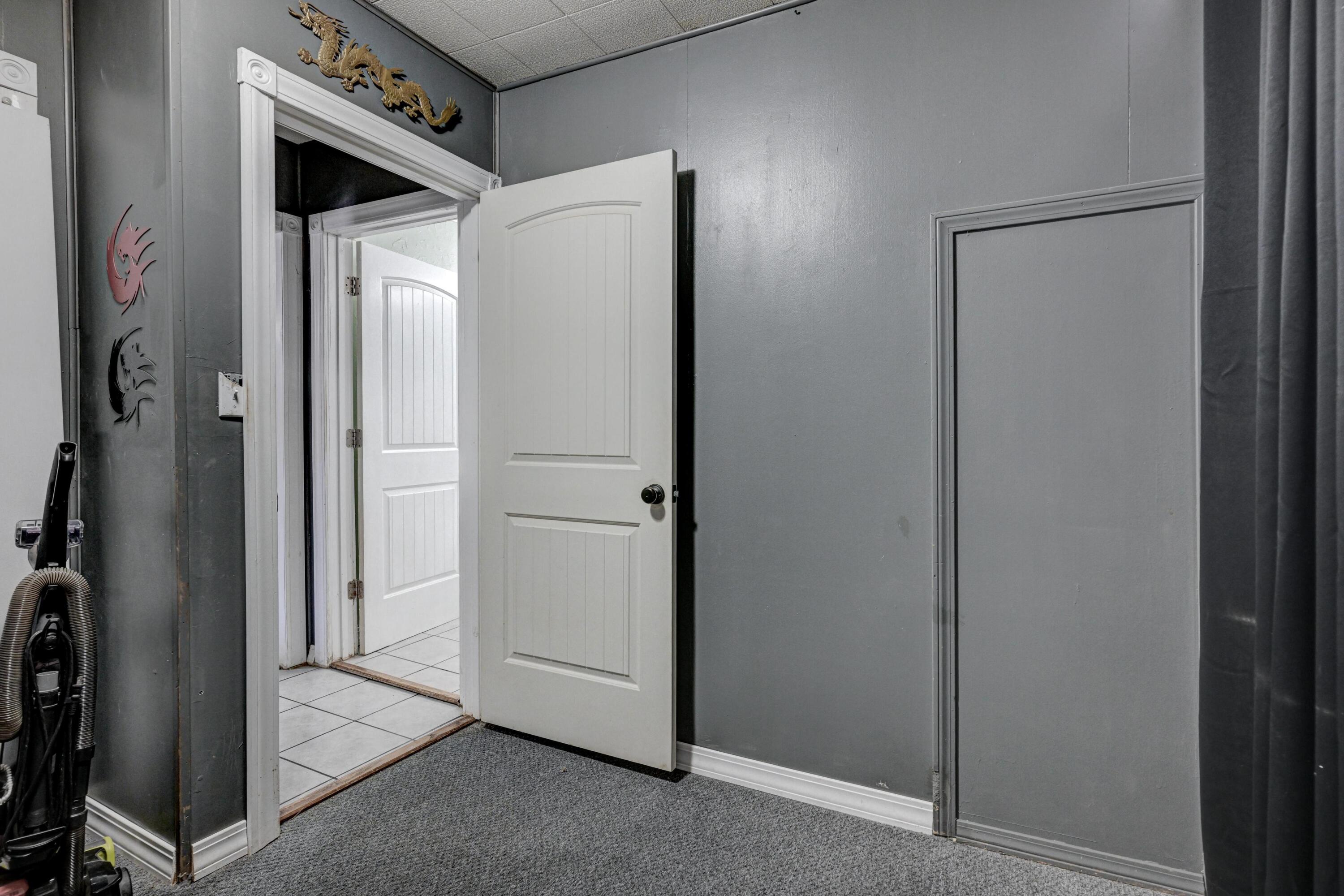 2025 South Connor Avenue Property Photo 11