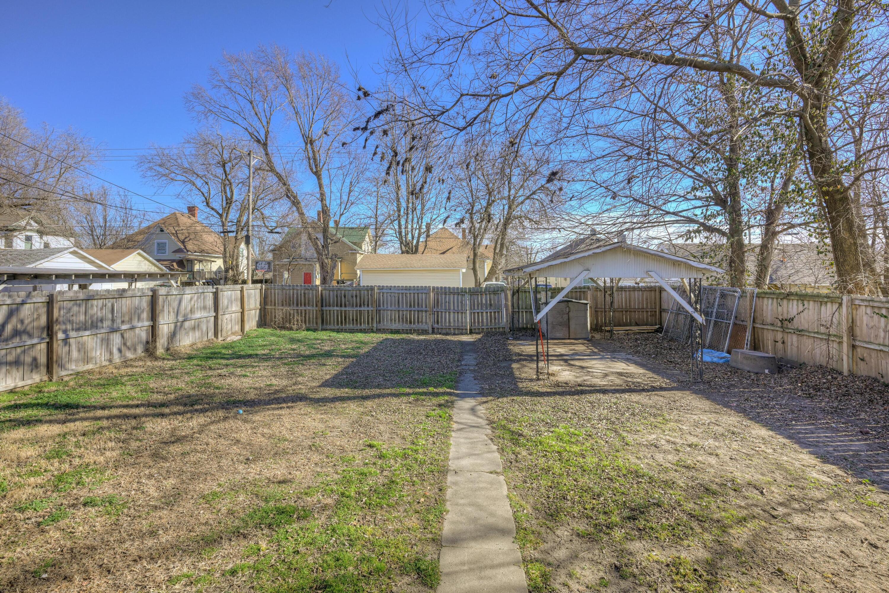 2025 South Connor Avenue Property Photo 26