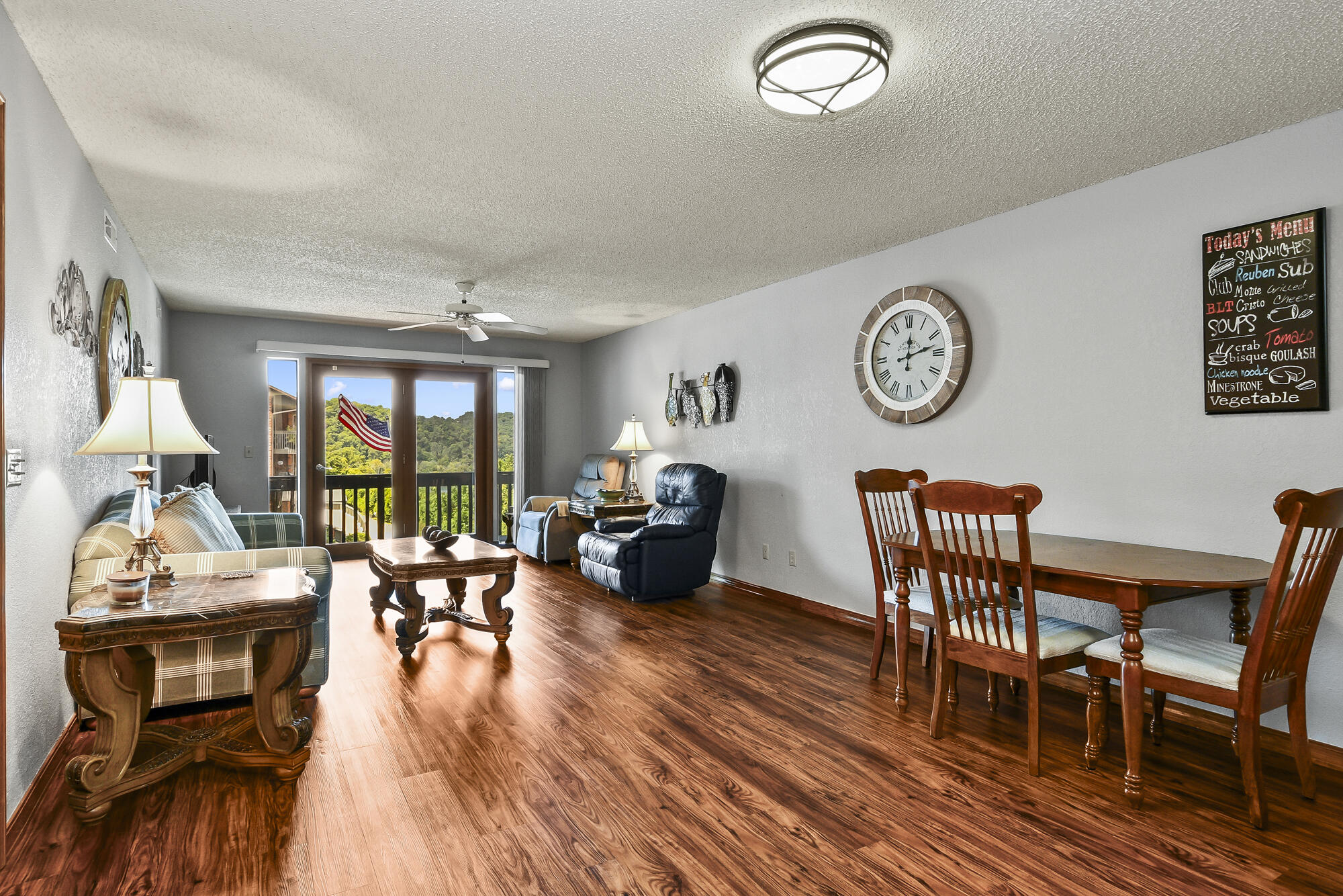 150 Sunken Forest Drive 193 Property Photo 8