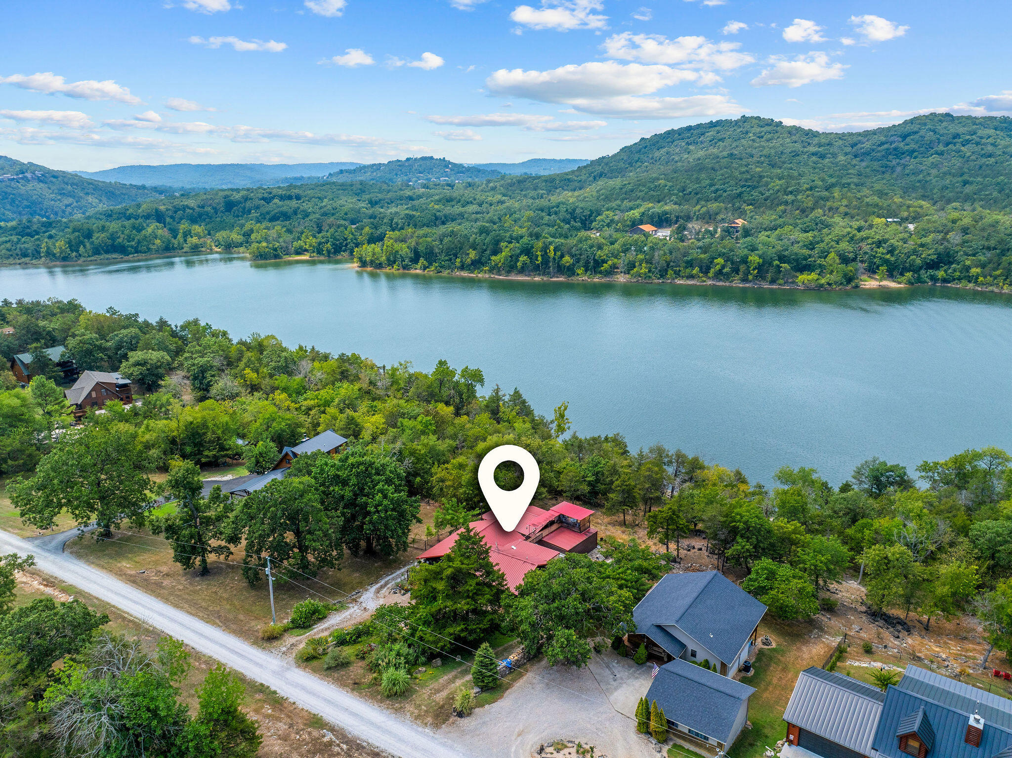 29121 Station Lane Property Photo 4