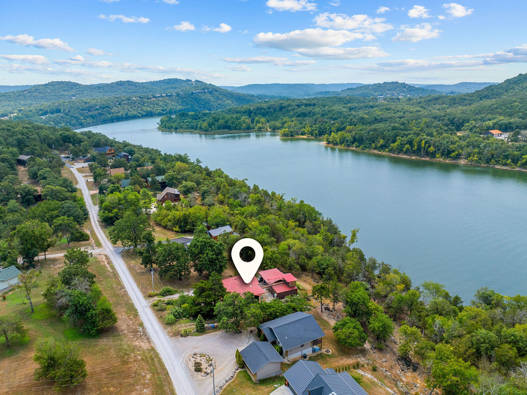 29121 Station Lane Property Photo 6