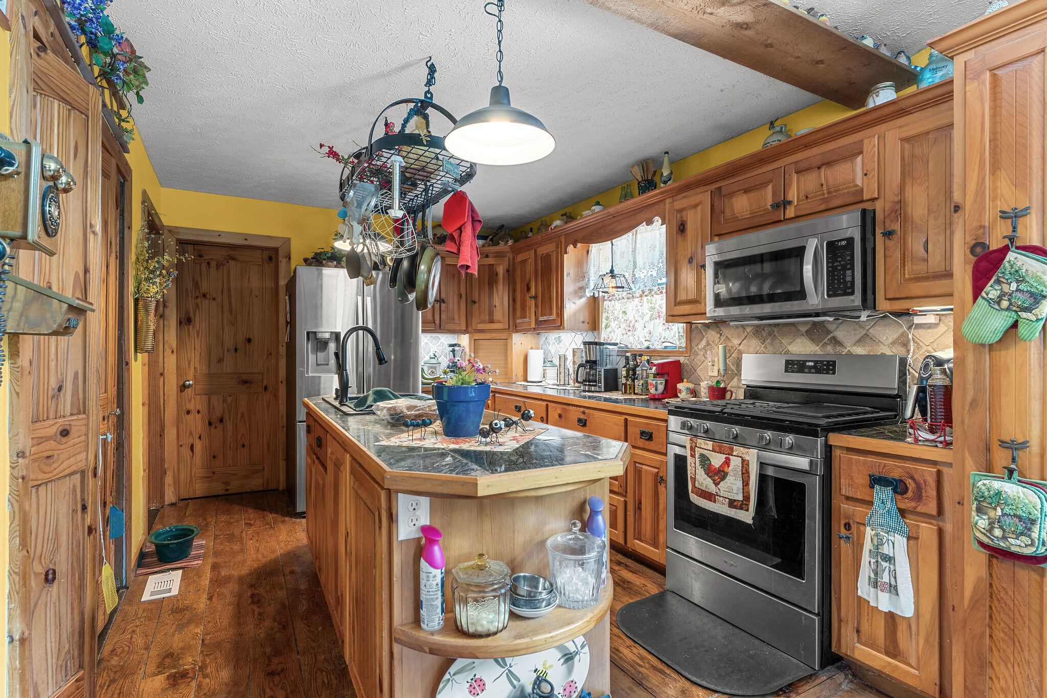 29121 Station Lane Property Photo 19