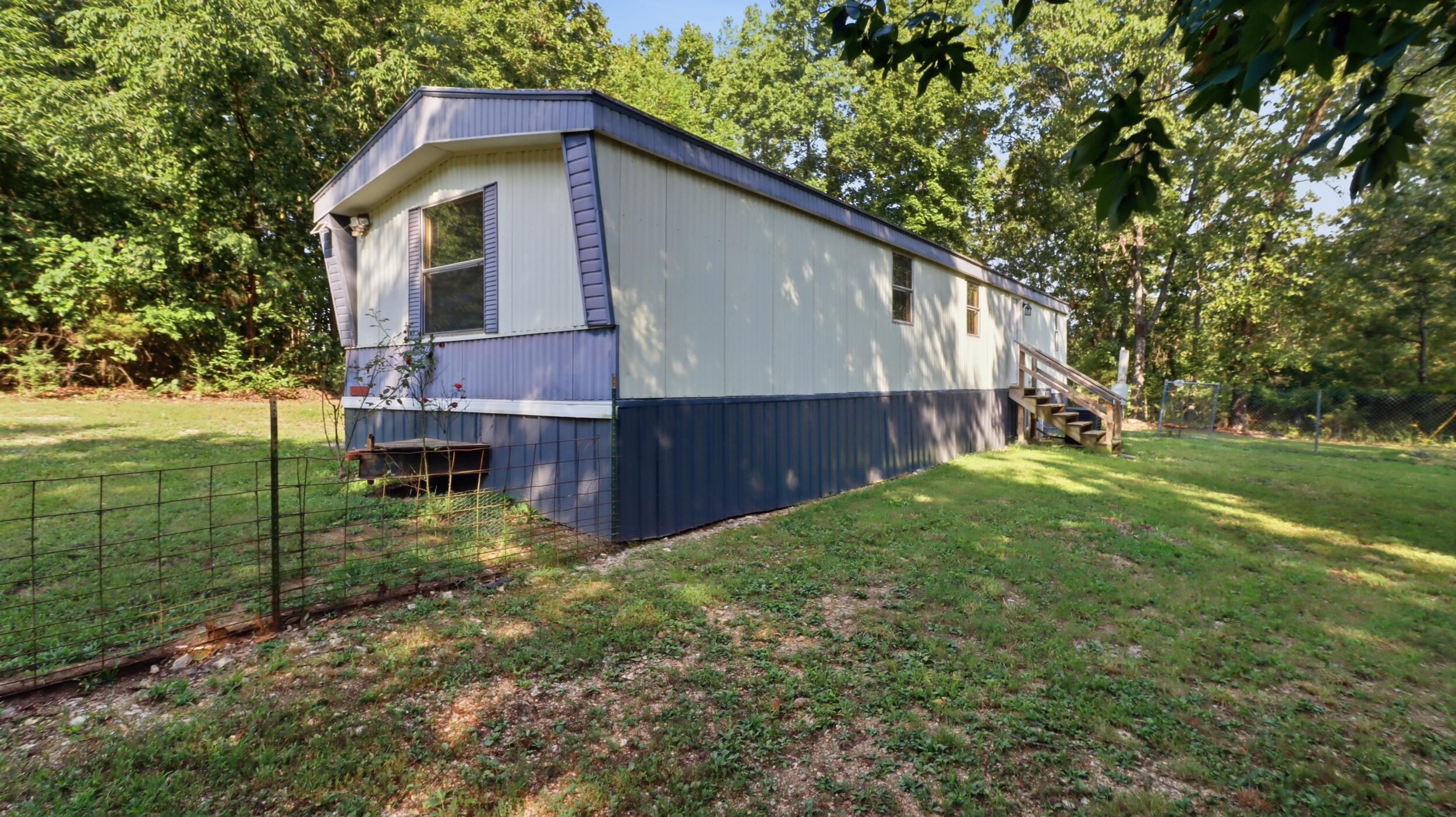 6415 County Road 8680 Property Photo 3