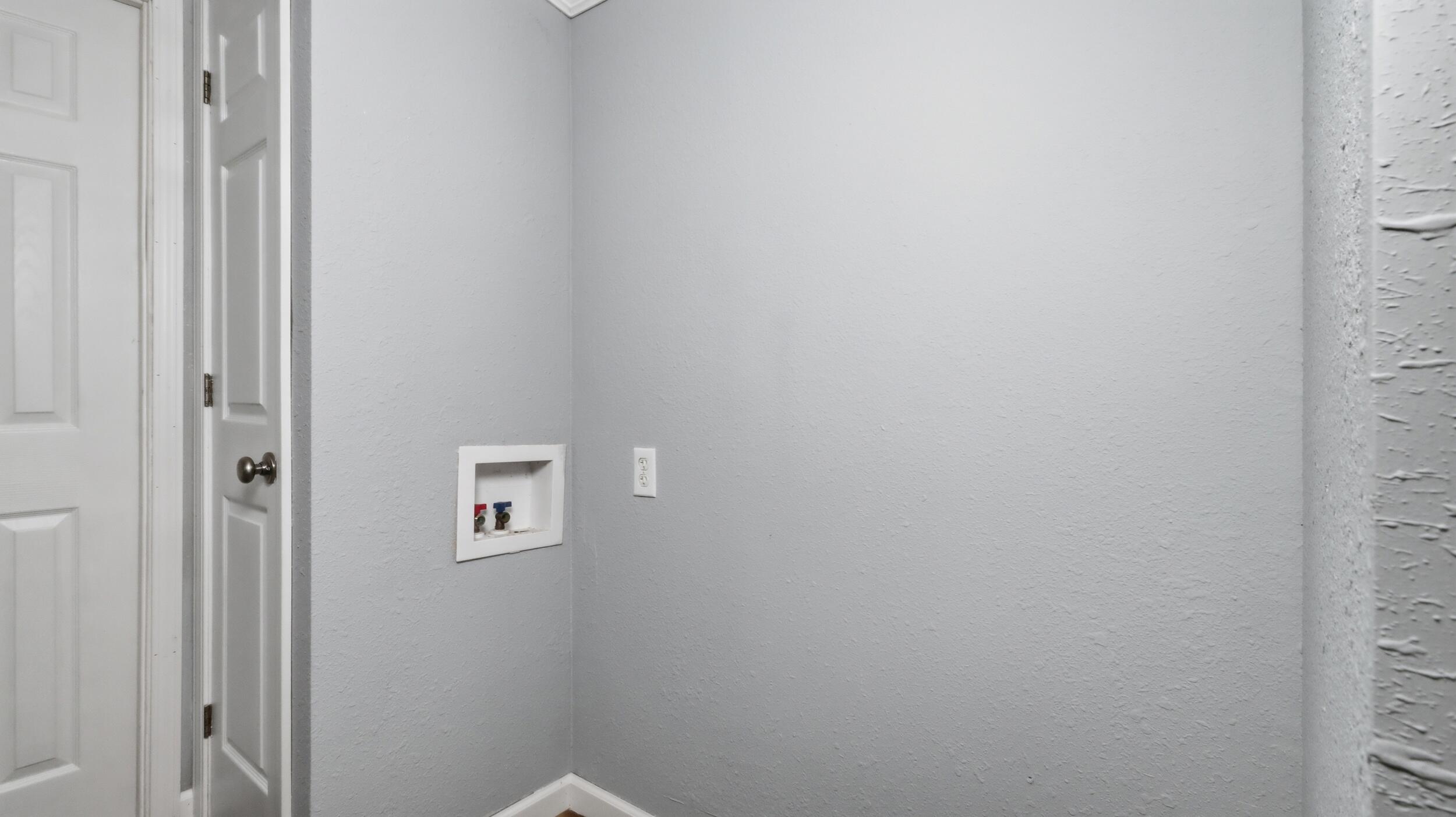 6415 County Road 8680 Property Photo 12