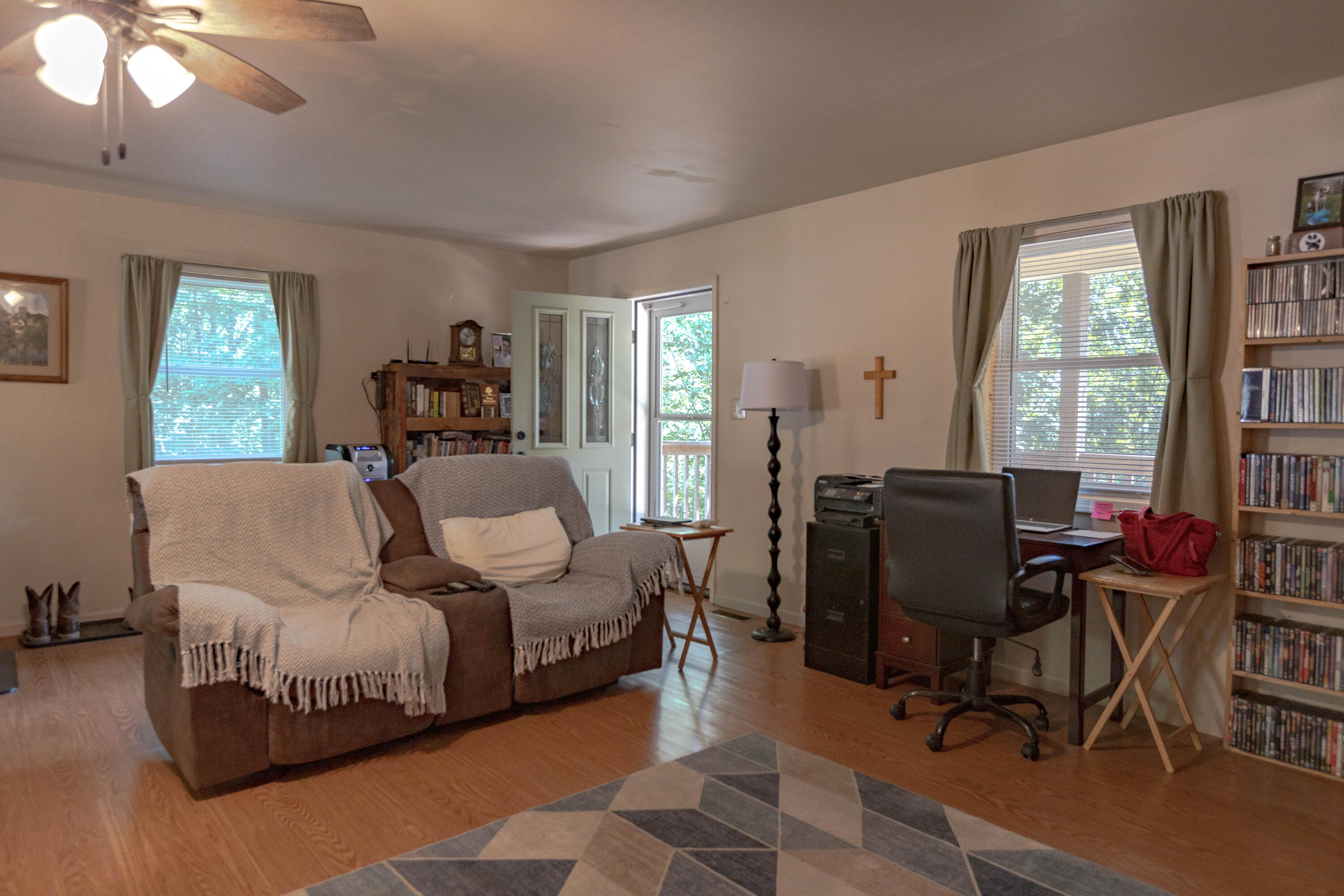 9630 Crane Drive Property Photo 14