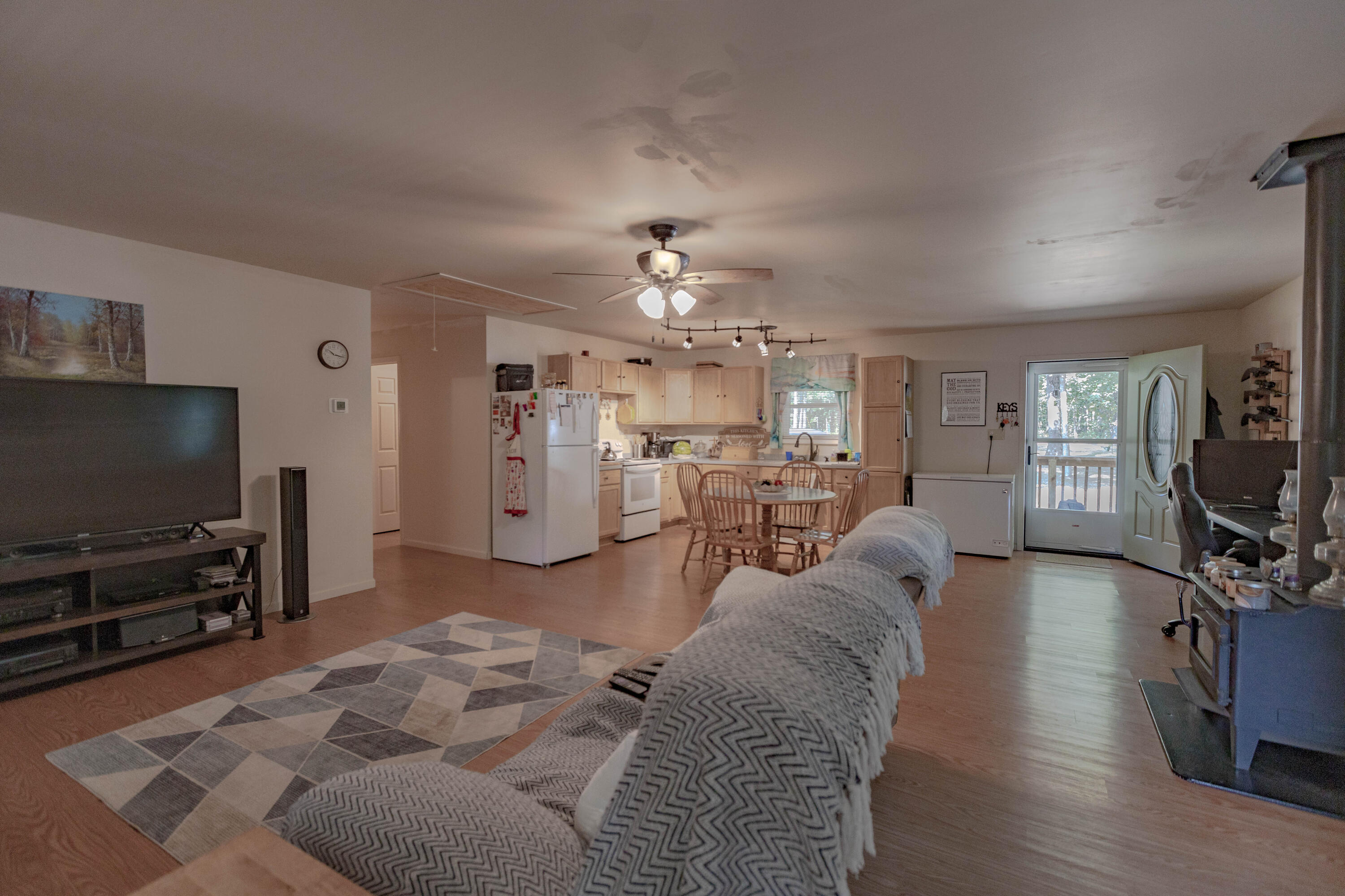 9630 Crane Drive Property Photo 15