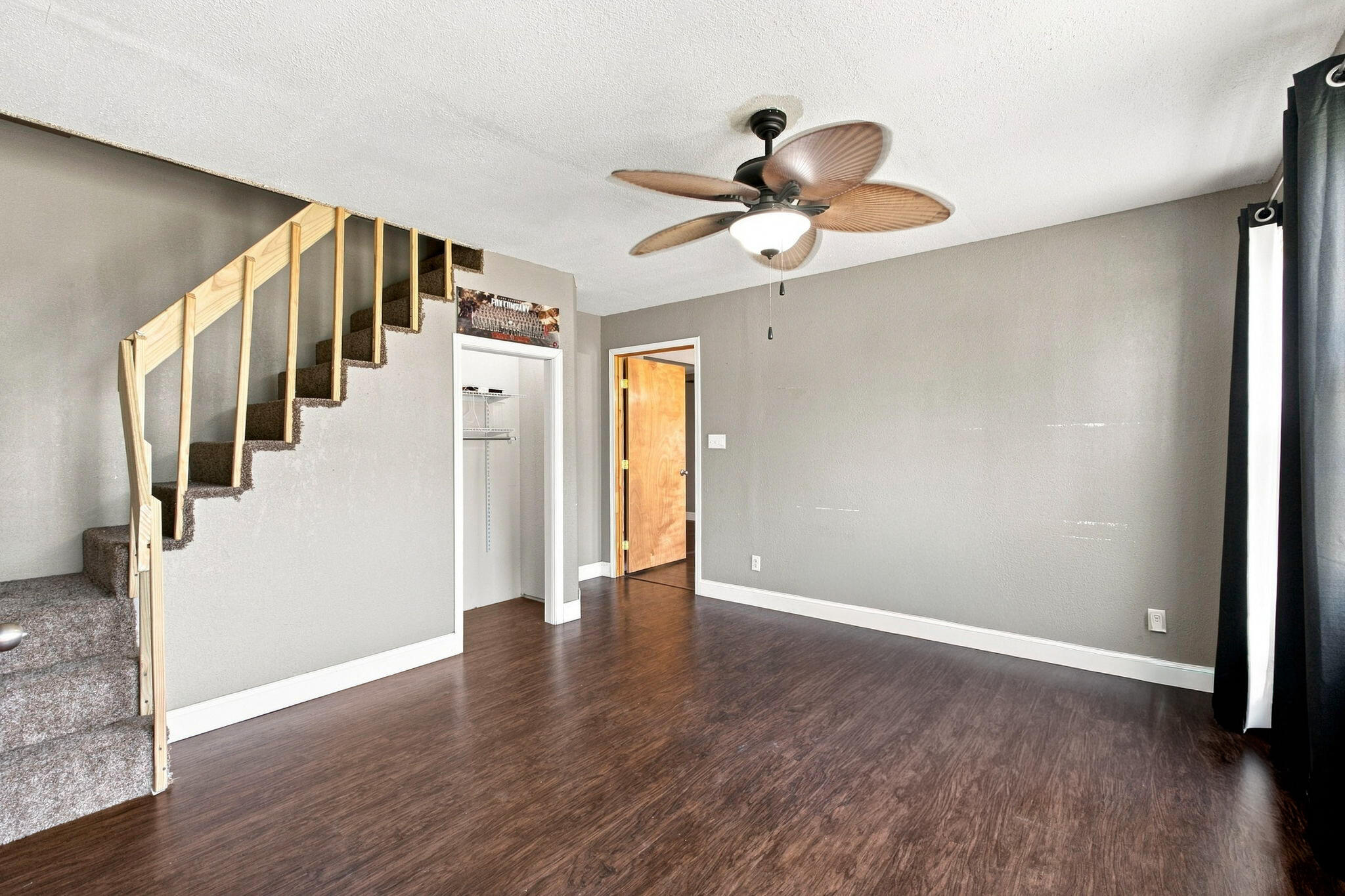 17624 Lawrence 2090 Property Photo 16